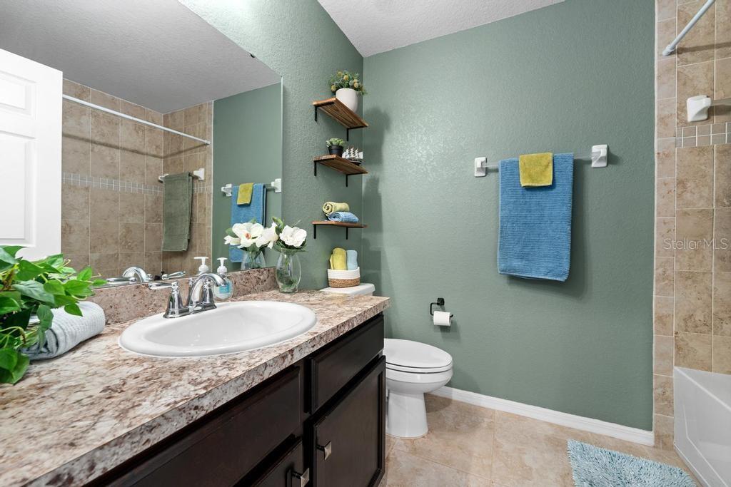 10427 RIVERCREST DR — photo 20