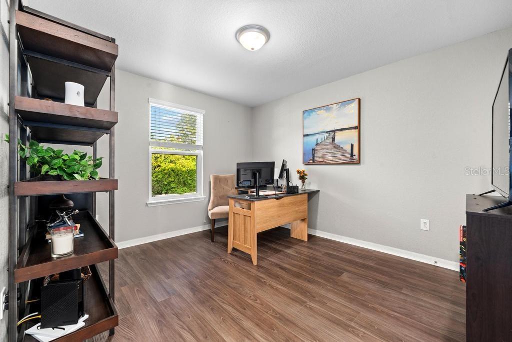 10427 RIVERCREST DR — photo 14