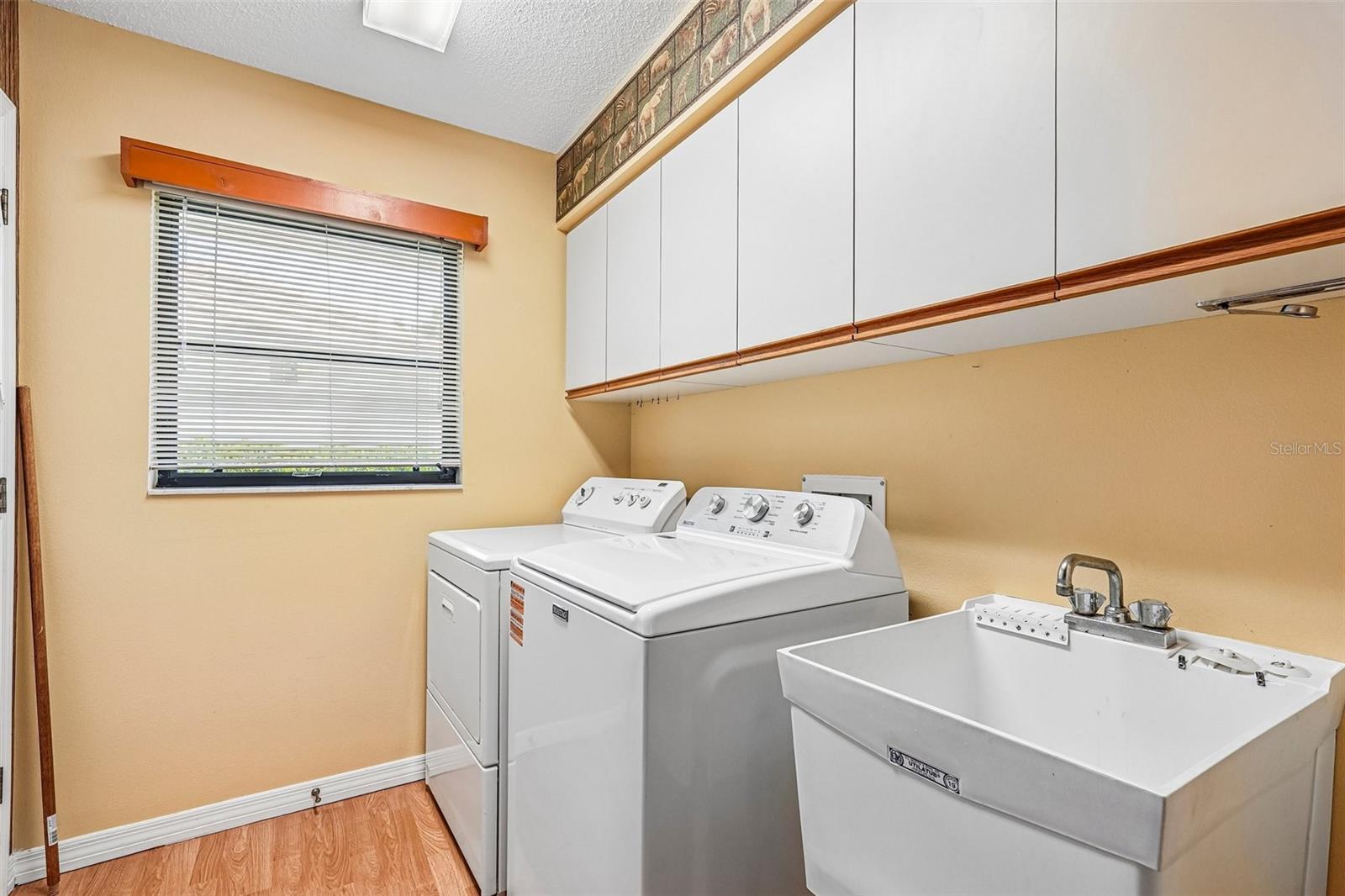1305 SORRENTO WOODS BLVD — photo 28