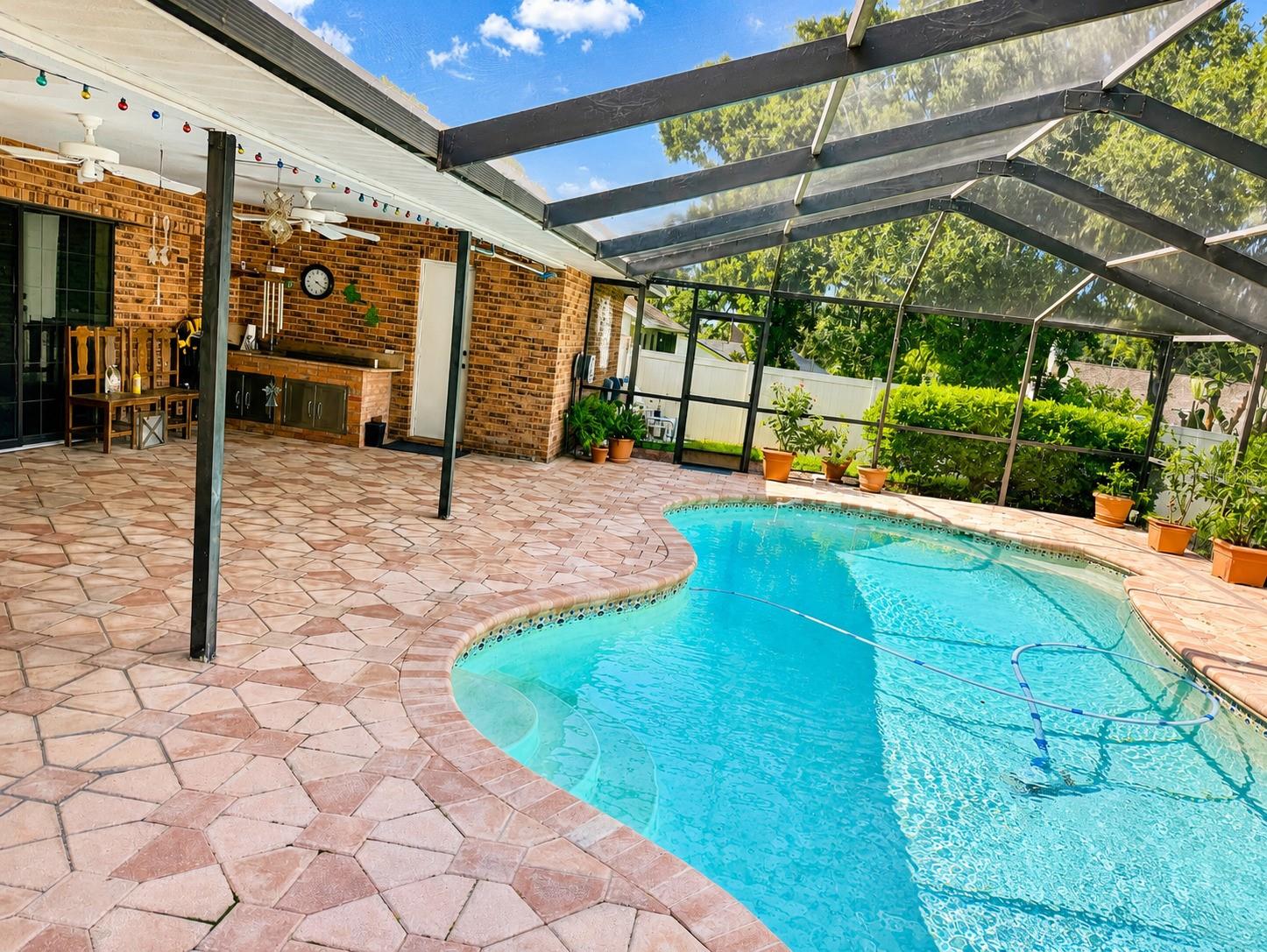 411 SUMMIT CHASE DR — photo 39