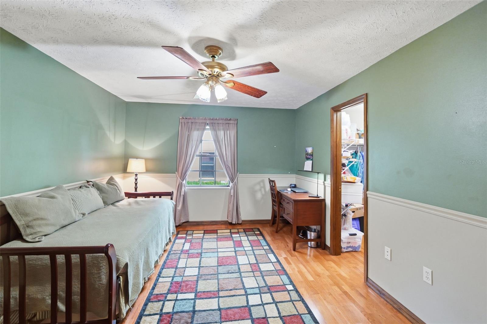 411 SUMMIT CHASE DR — photo 30