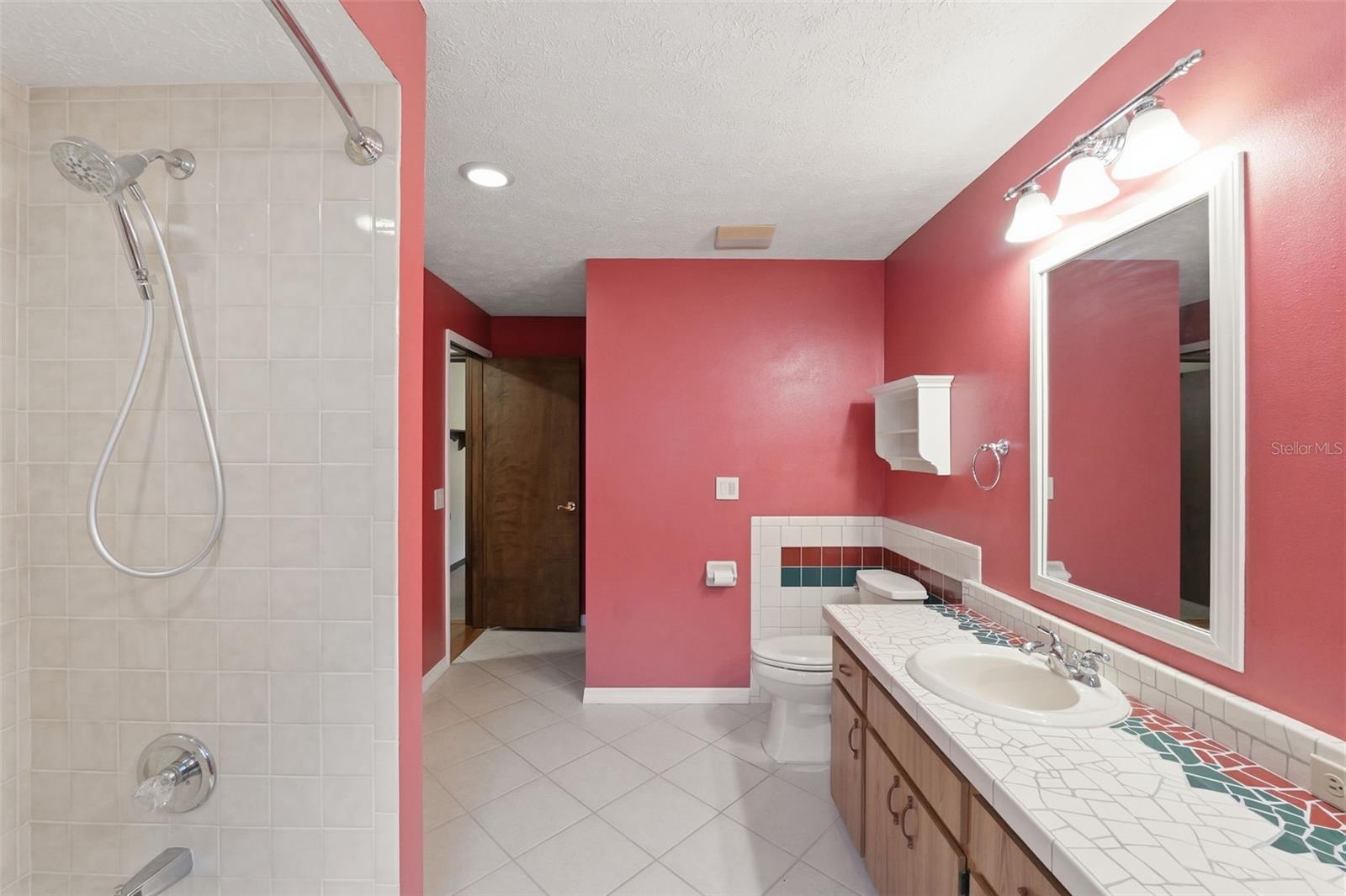 411 SUMMIT CHASE DR — photo 28