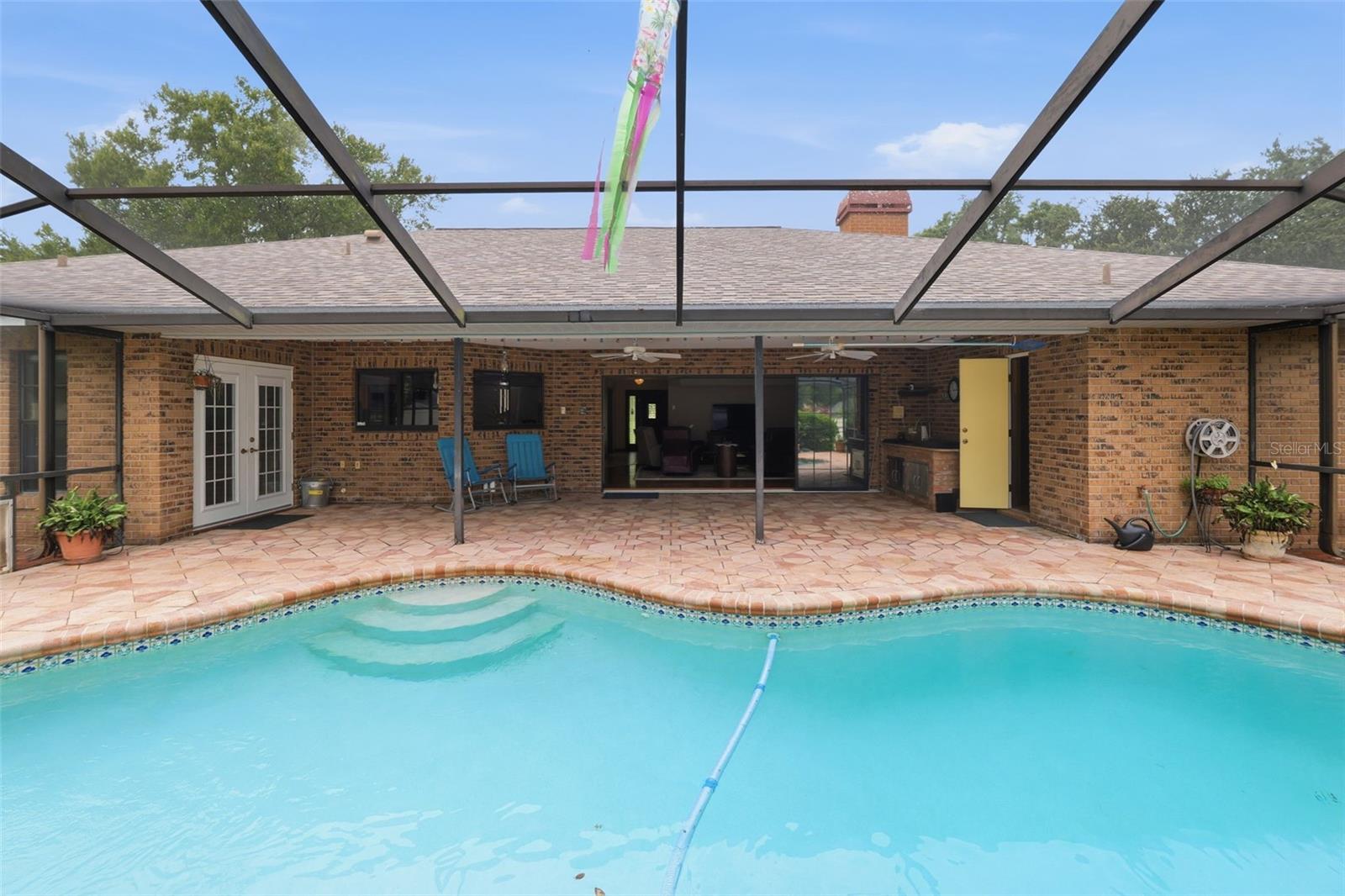 411 SUMMIT CHASE DR — photo 41