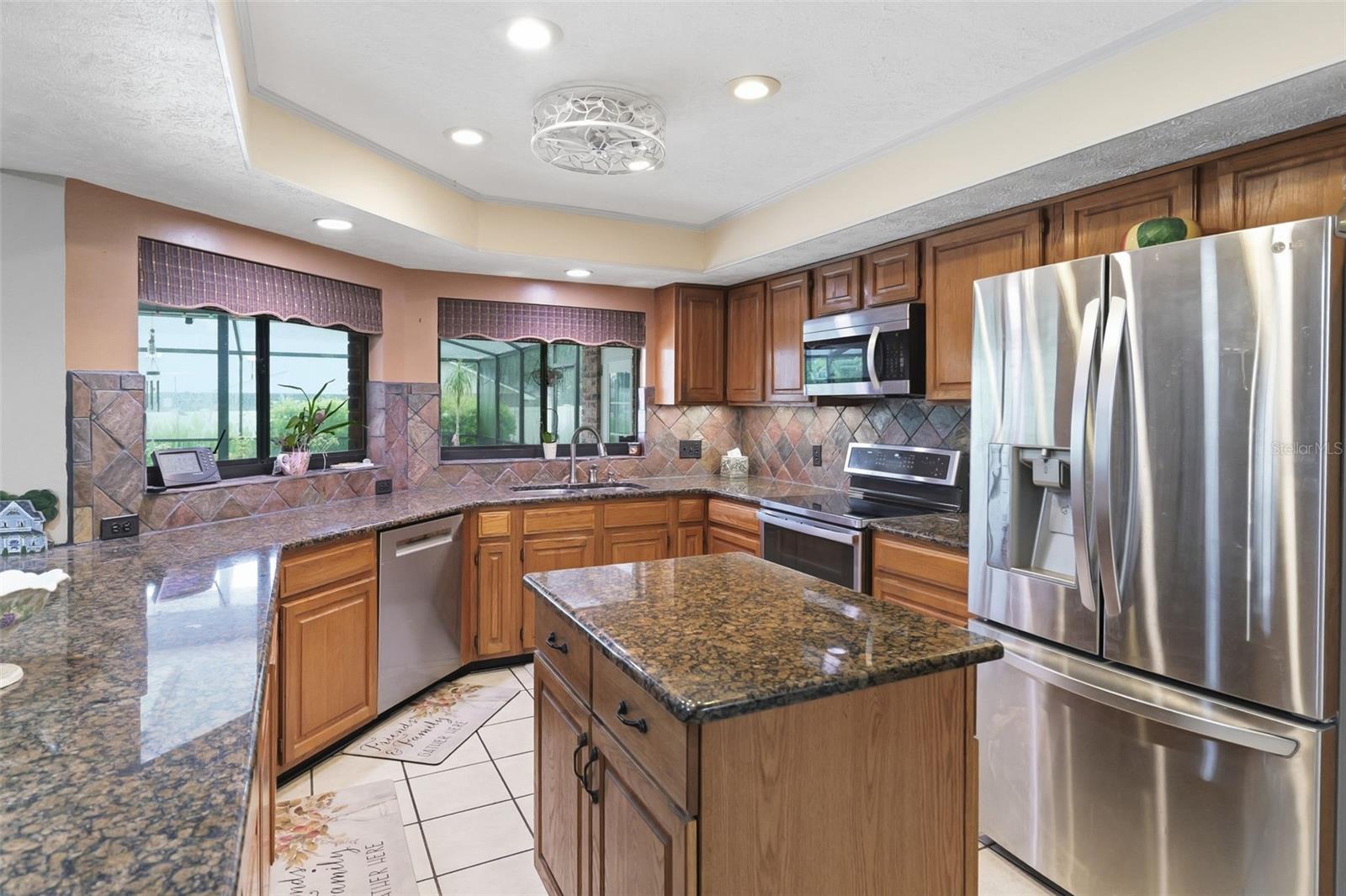 411 SUMMIT CHASE DR — photo 19