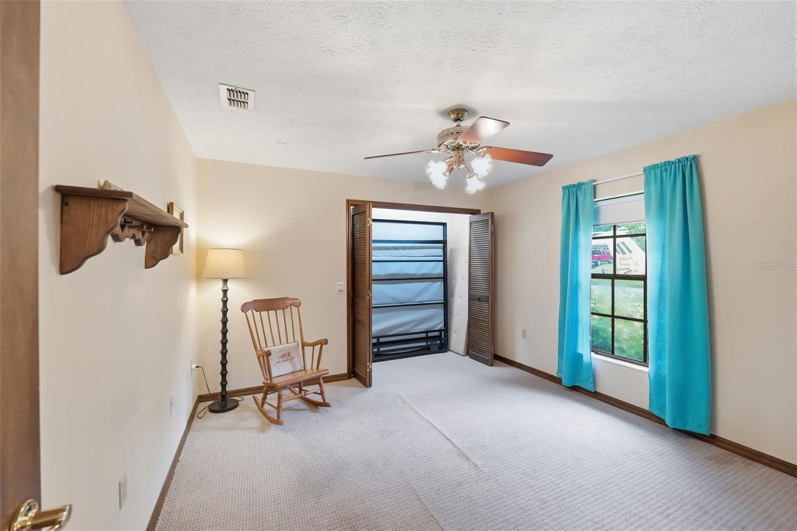 411 SUMMIT CHASE DR — photo 27