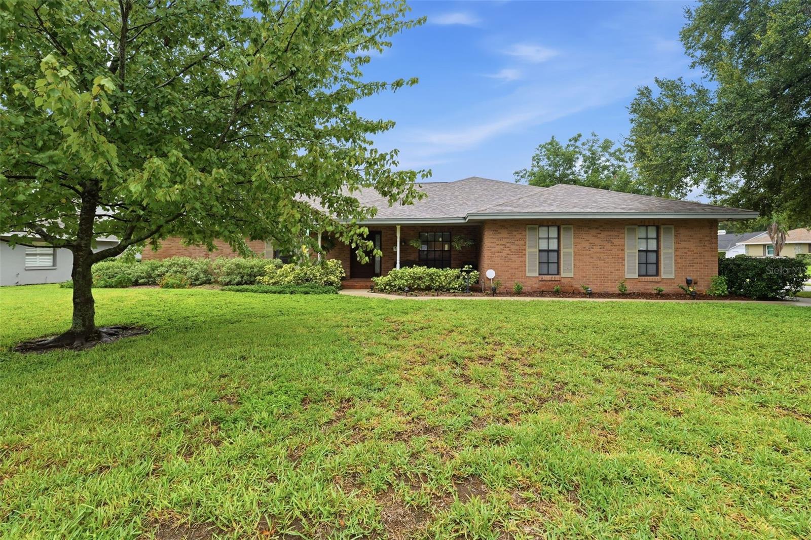 411 SUMMIT CHASE DR — photo 49