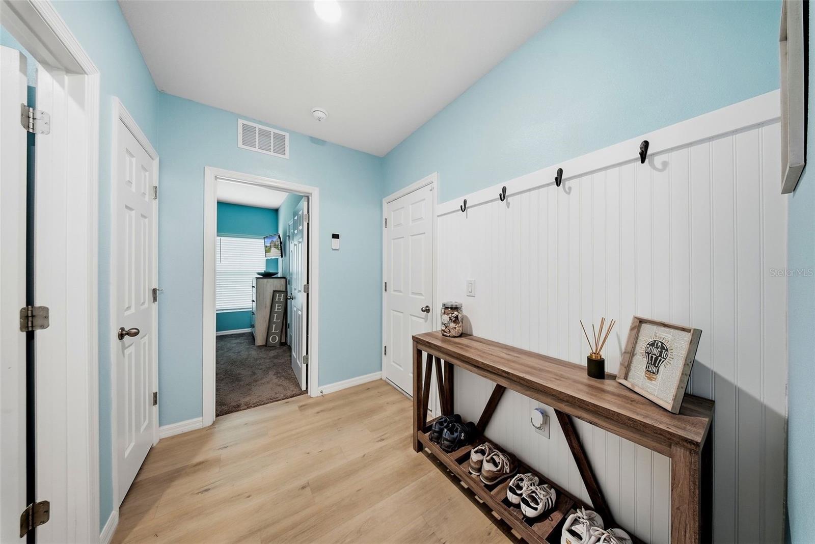 12953 CAMARILLO PL — photo 5