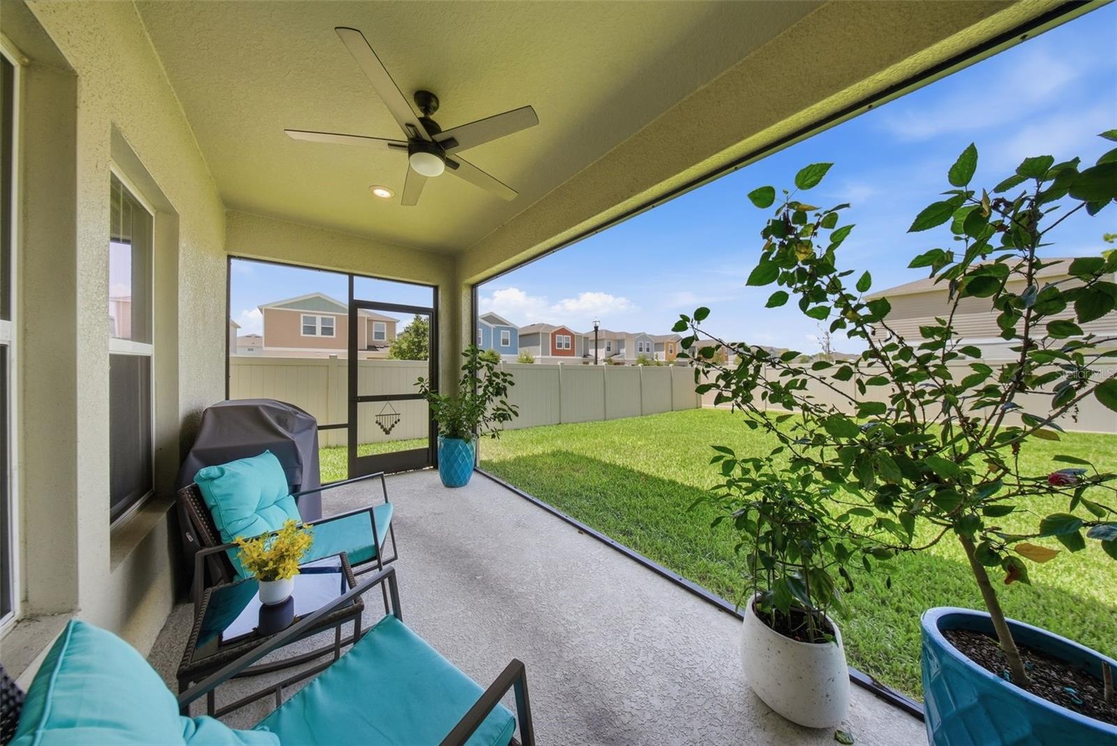 12953 CAMARILLO PL — photo 36