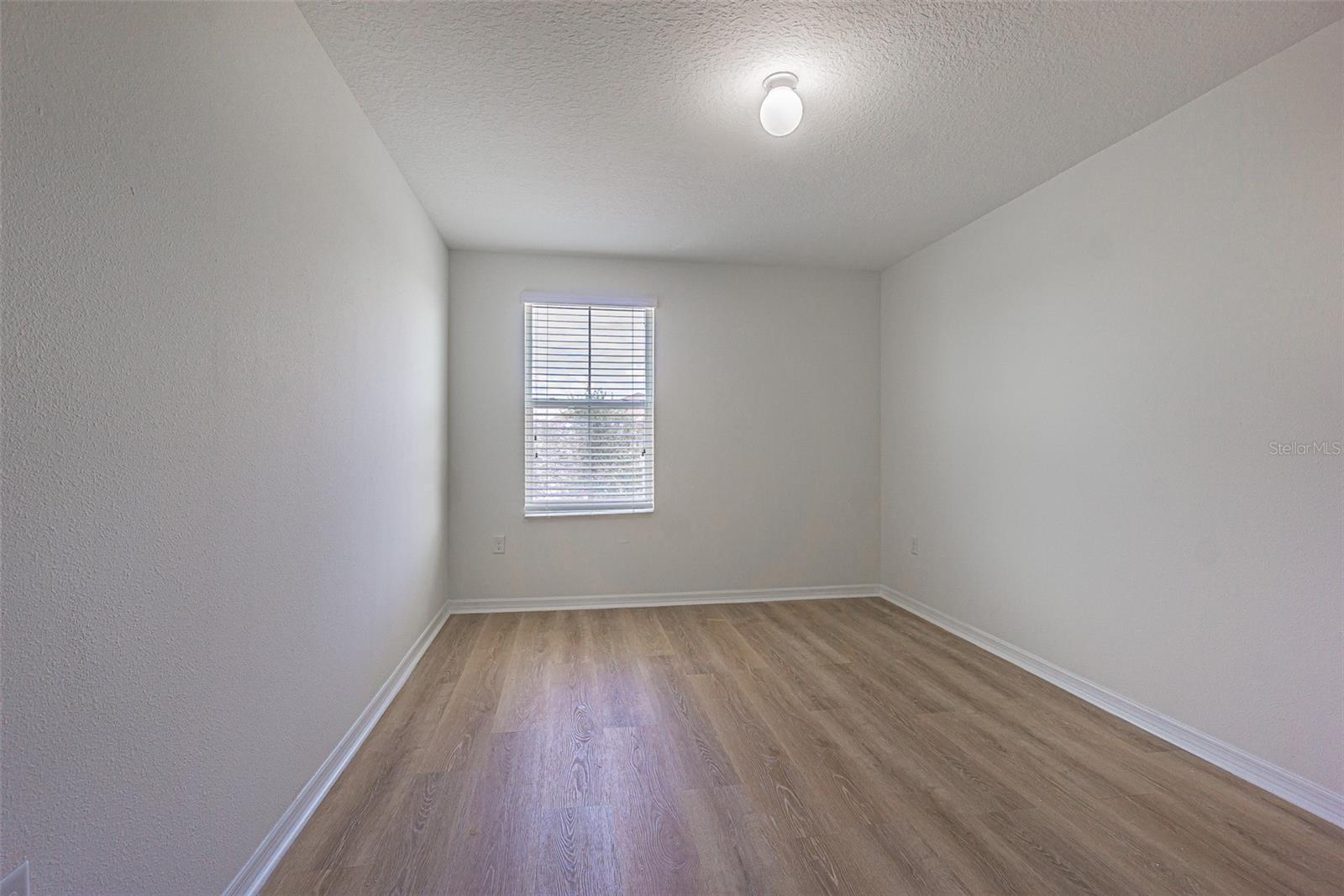 10536 WHISPERING HAMMOCK DR — photo 17