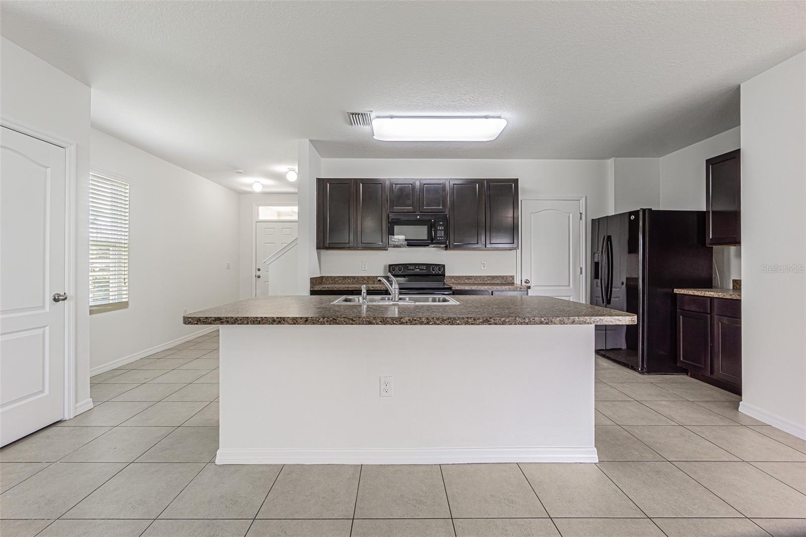 10536 WHISPERING HAMMOCK DR — photo 6