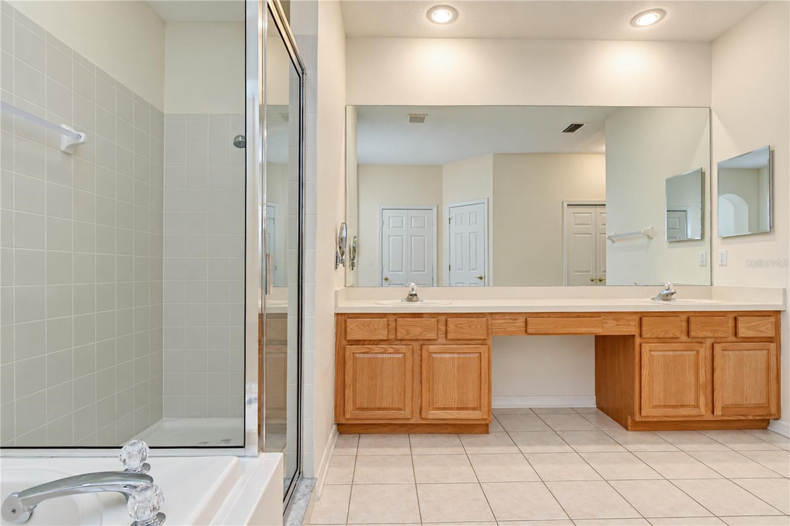 2202 LONGMORE CIR — photo 16