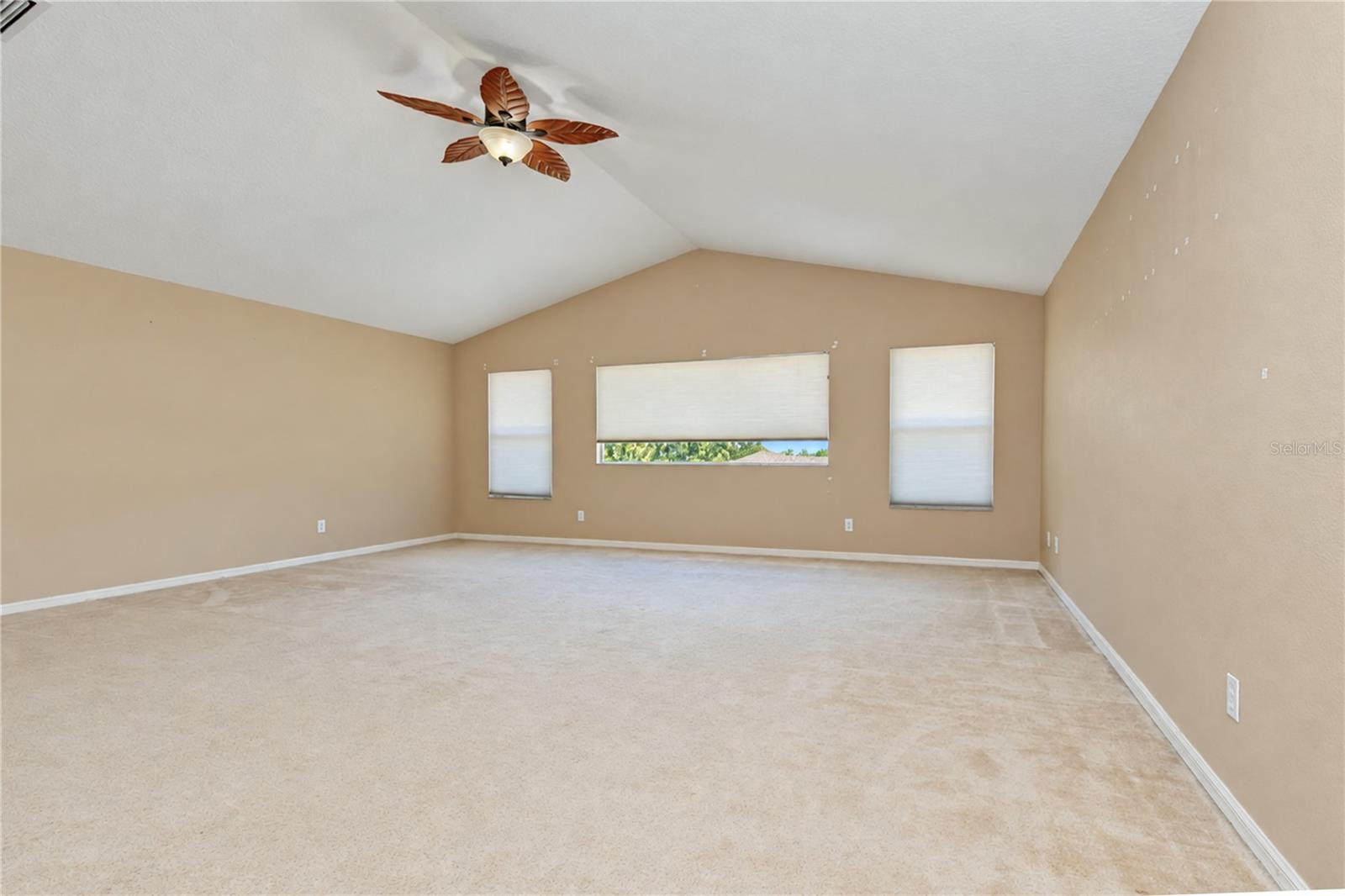 2202 LONGMORE CIR — photo 24