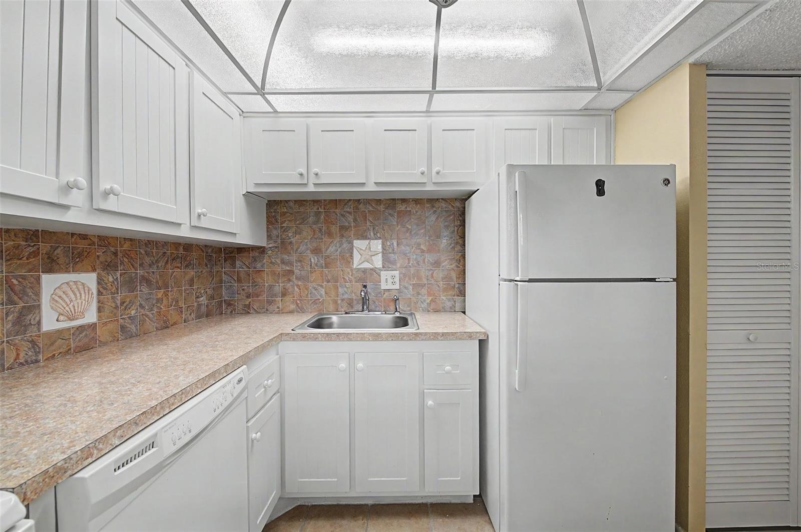 11485 OAKHURST RD #204 — photo 9