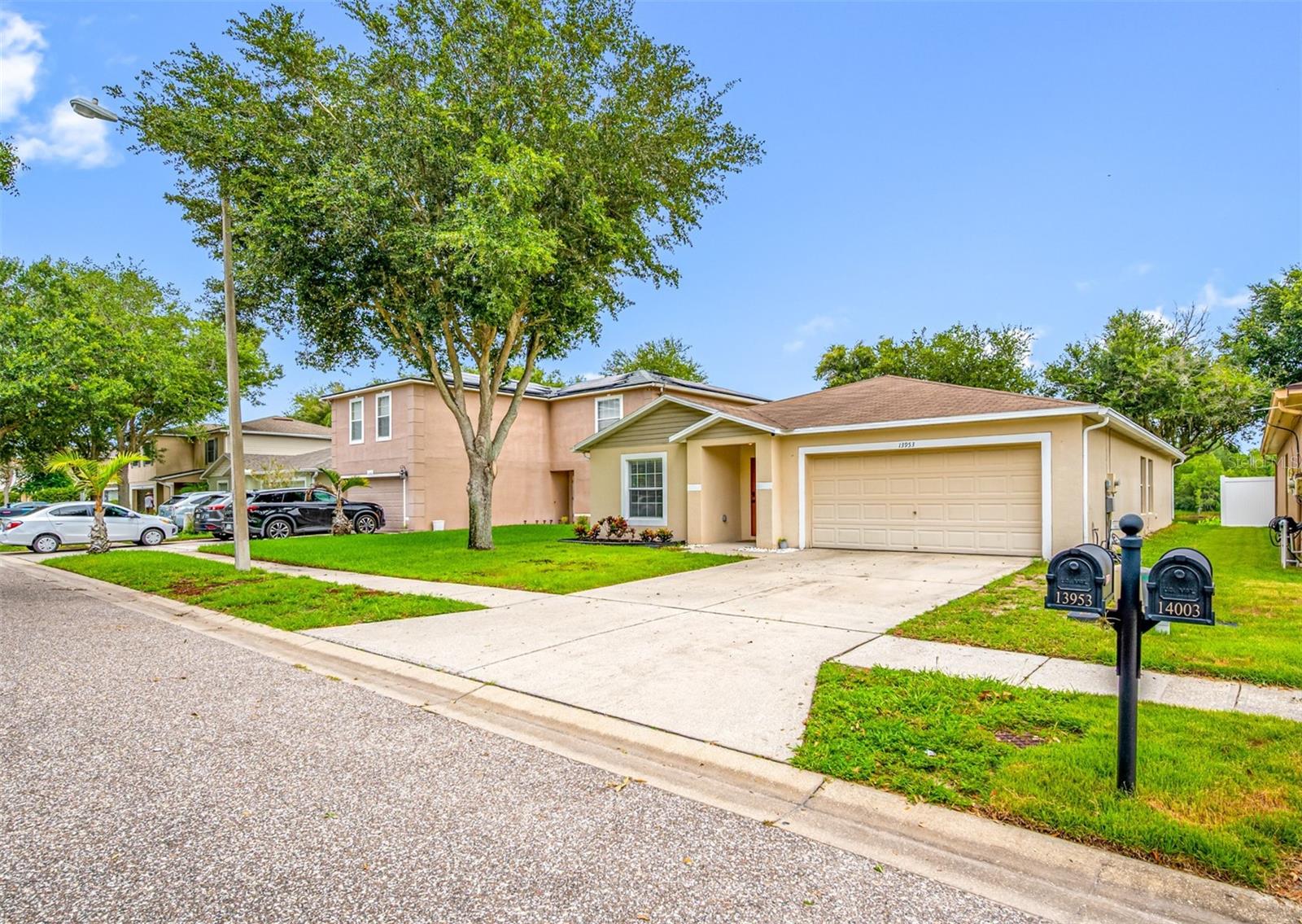 13953 JACOBSON DR — photo 2