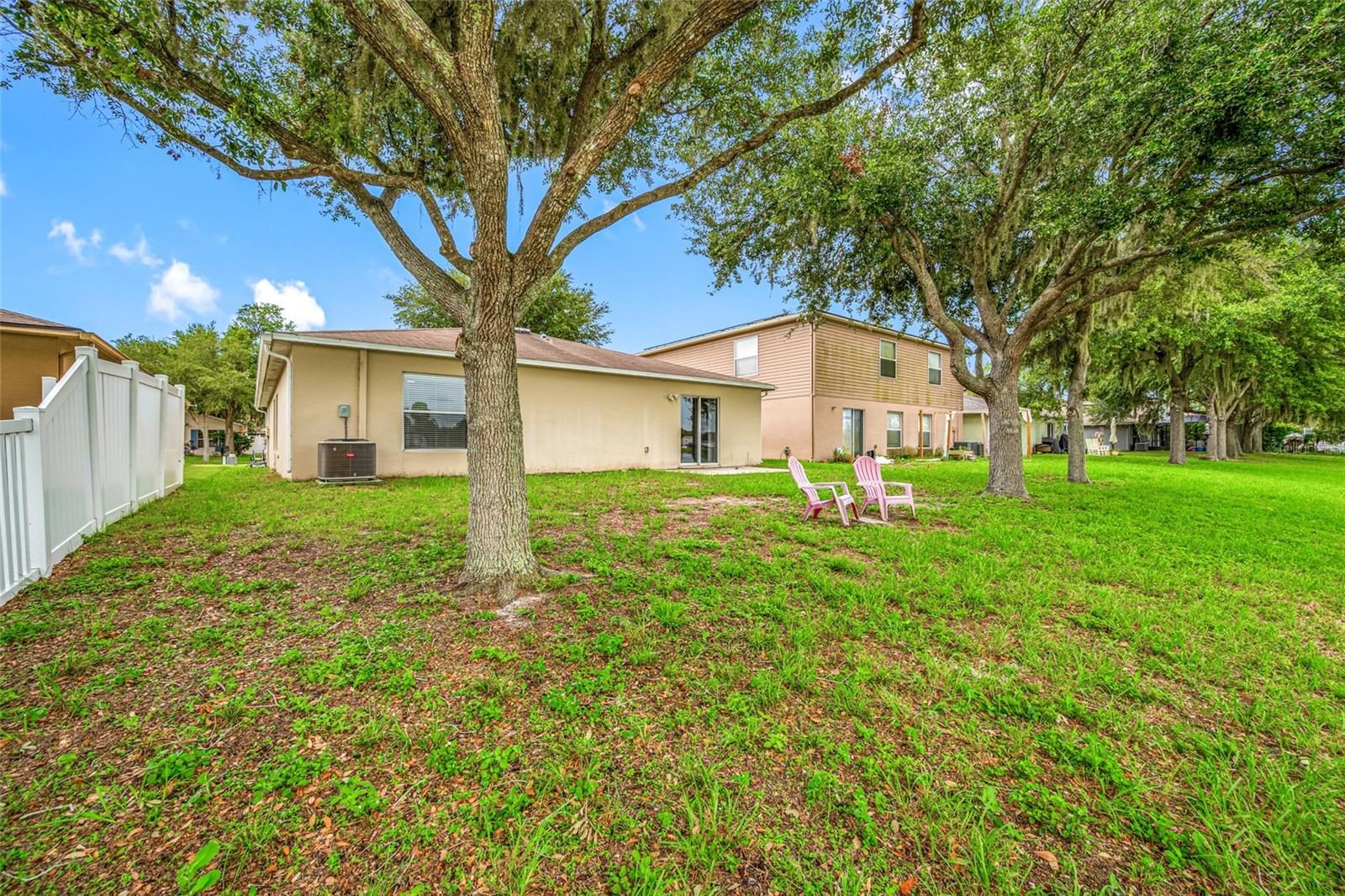 13953 JACOBSON DR — photo 35