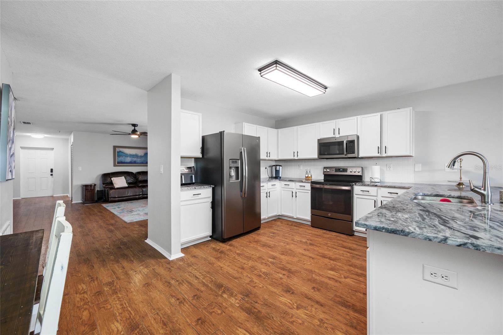 13953 JACOBSON DR — photo 8