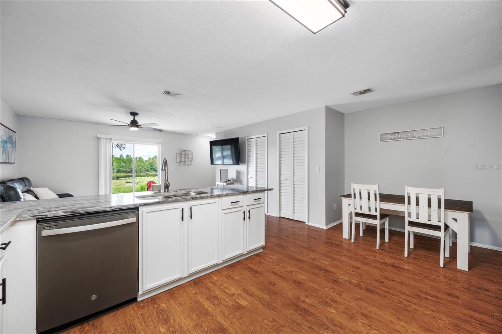 13953 JACOBSON DR — photo 9