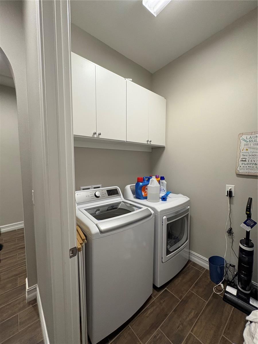 1787 HIDDEN SPRINGS DR — photo 17