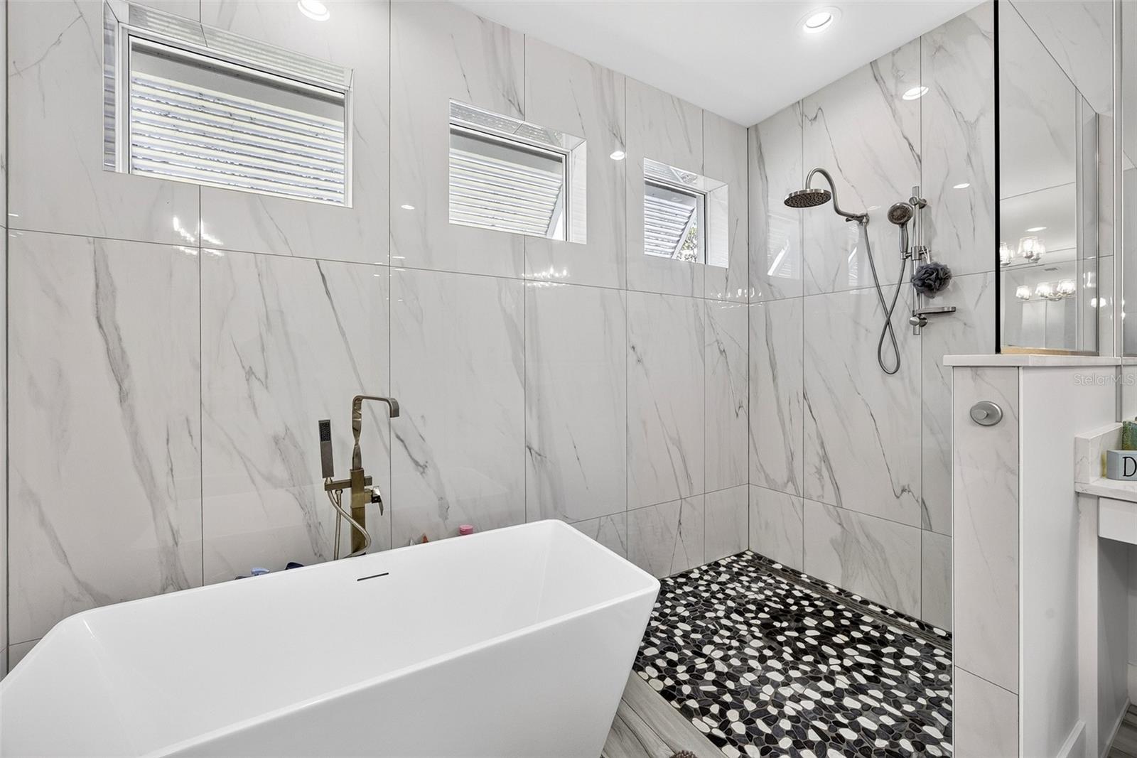 28116 N MCCALL RD — photo 22