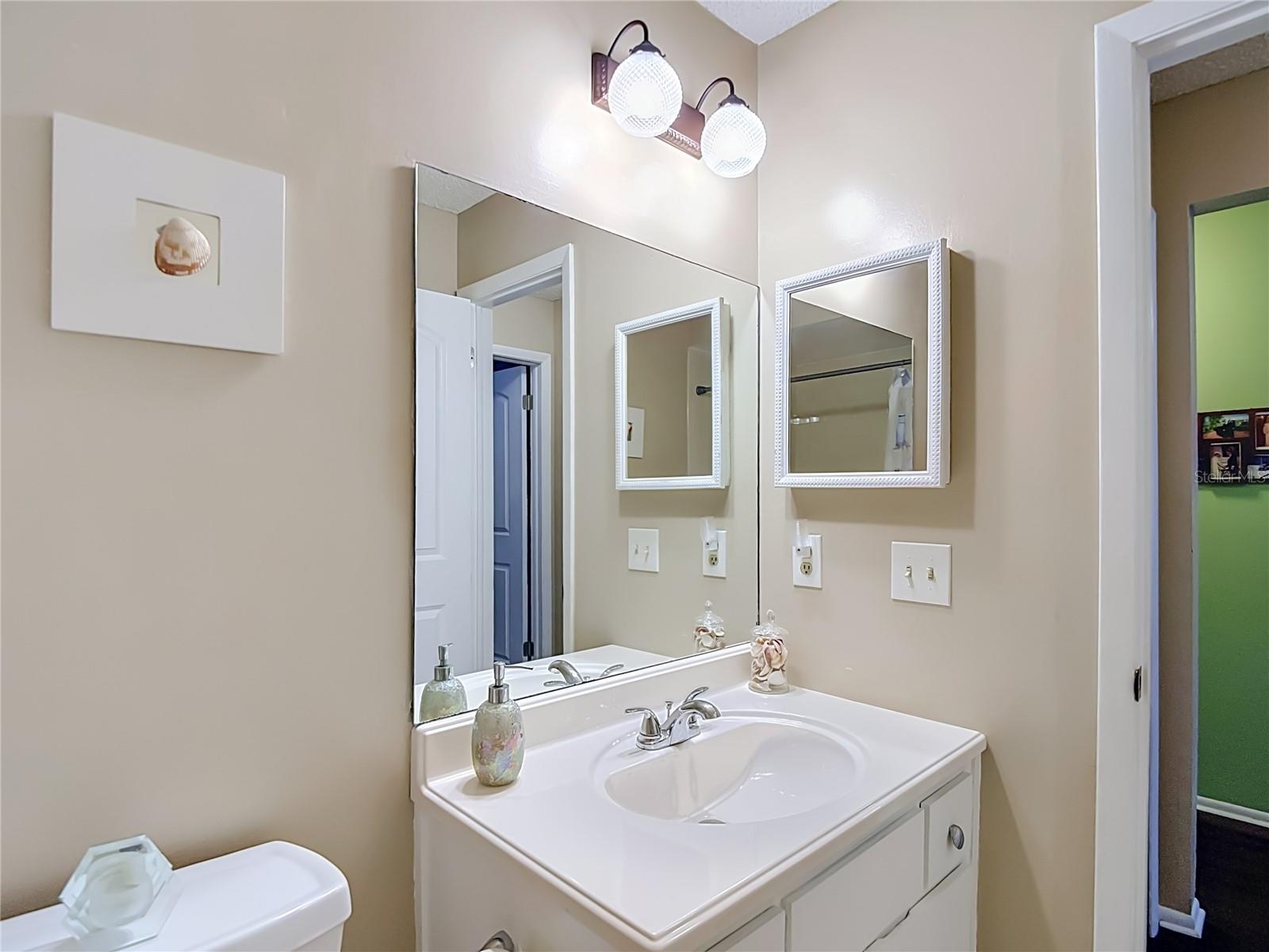 13130 GREENVIEW CT — photo 38
