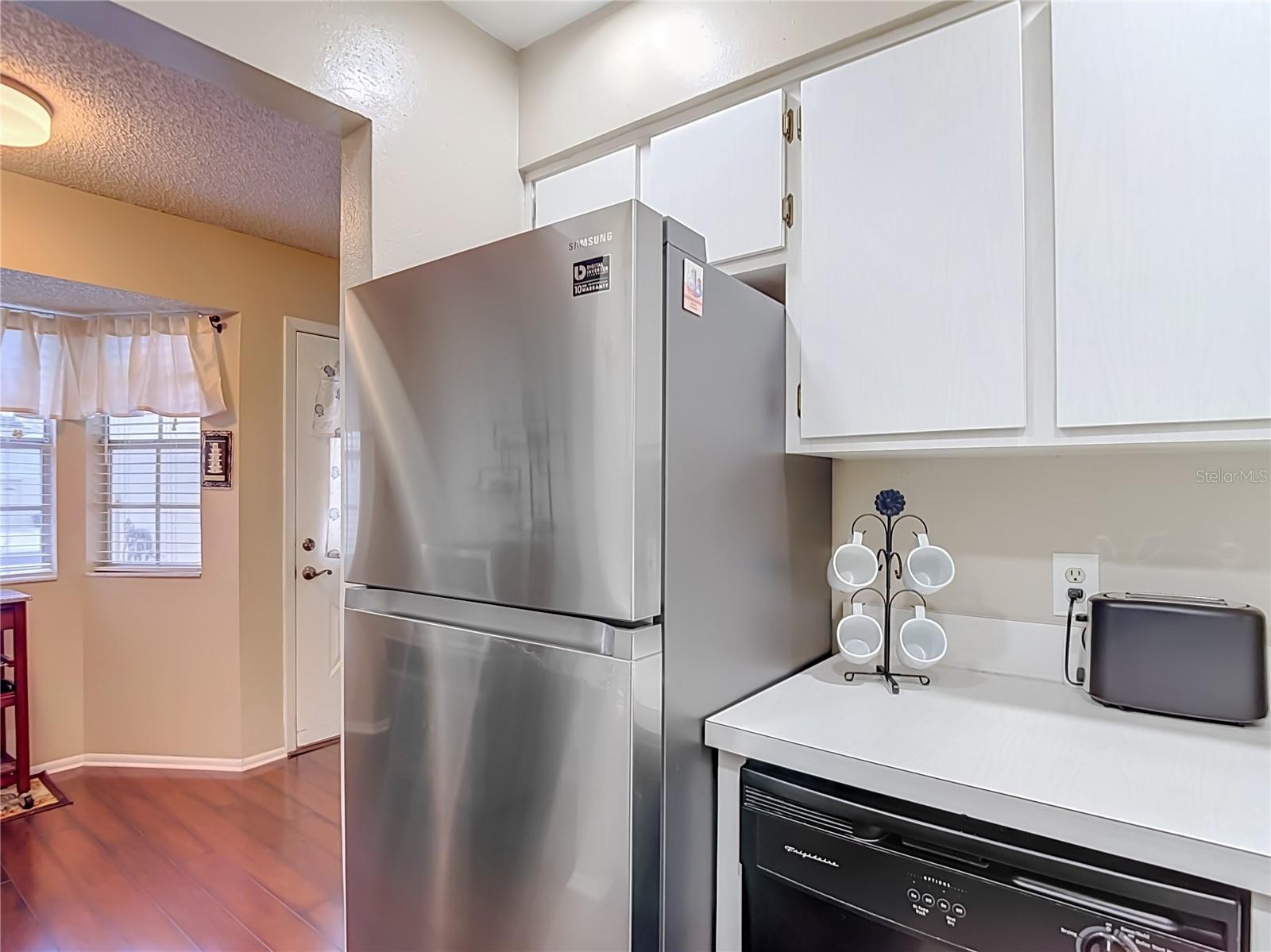 13130 GREENVIEW CT — photo 23