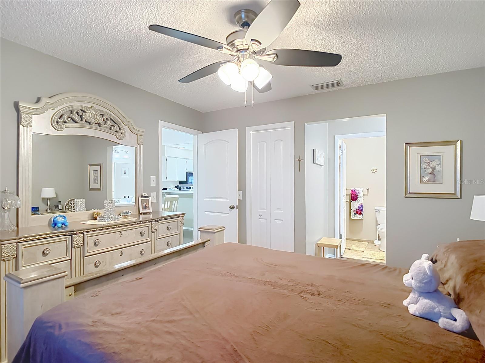 13130 GREENVIEW CT — photo 28