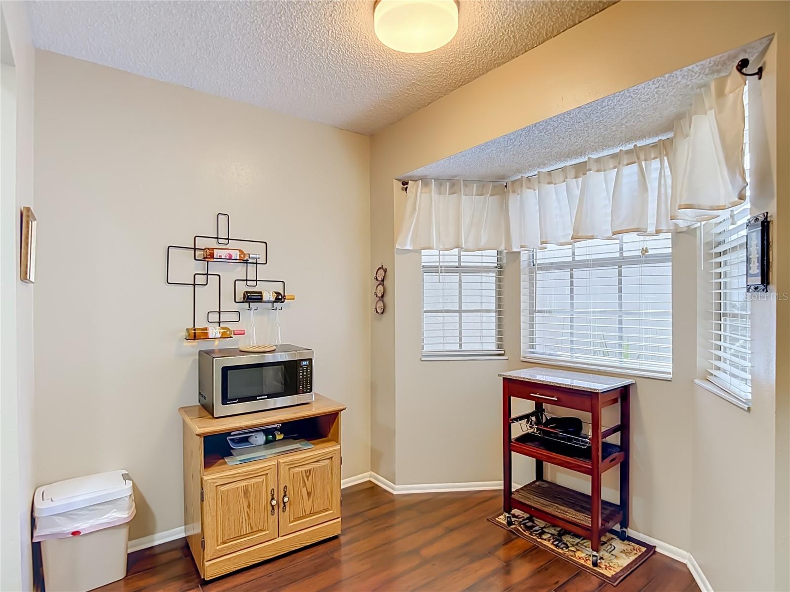 13130 GREENVIEW CT — photo 15