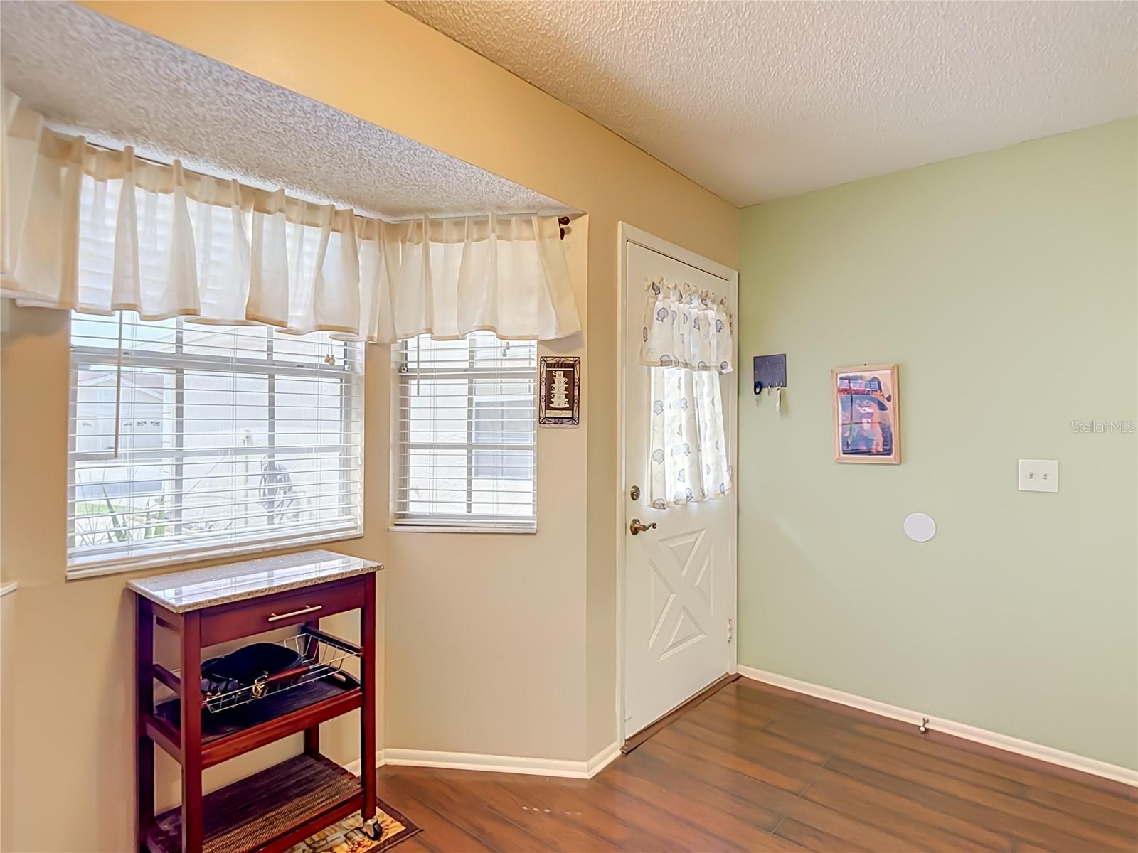 13130 GREENVIEW CT — photo 19