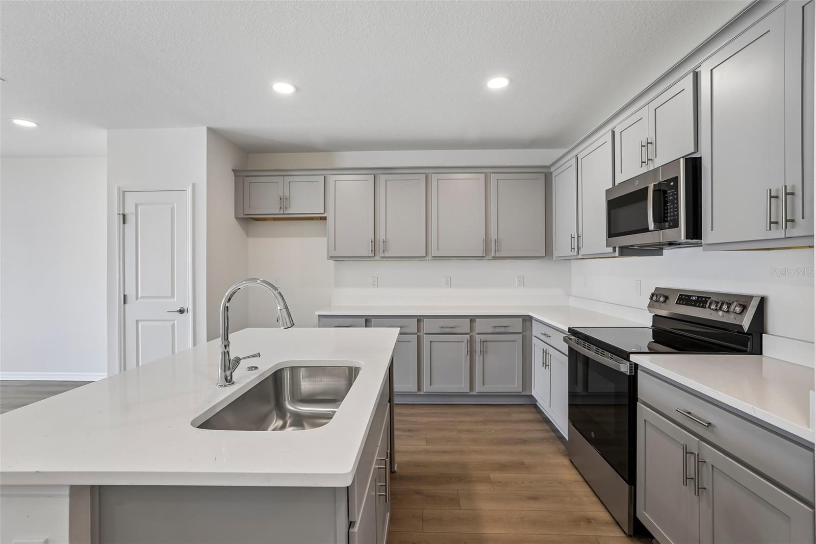 34563 TURPINS AVE — photo 3