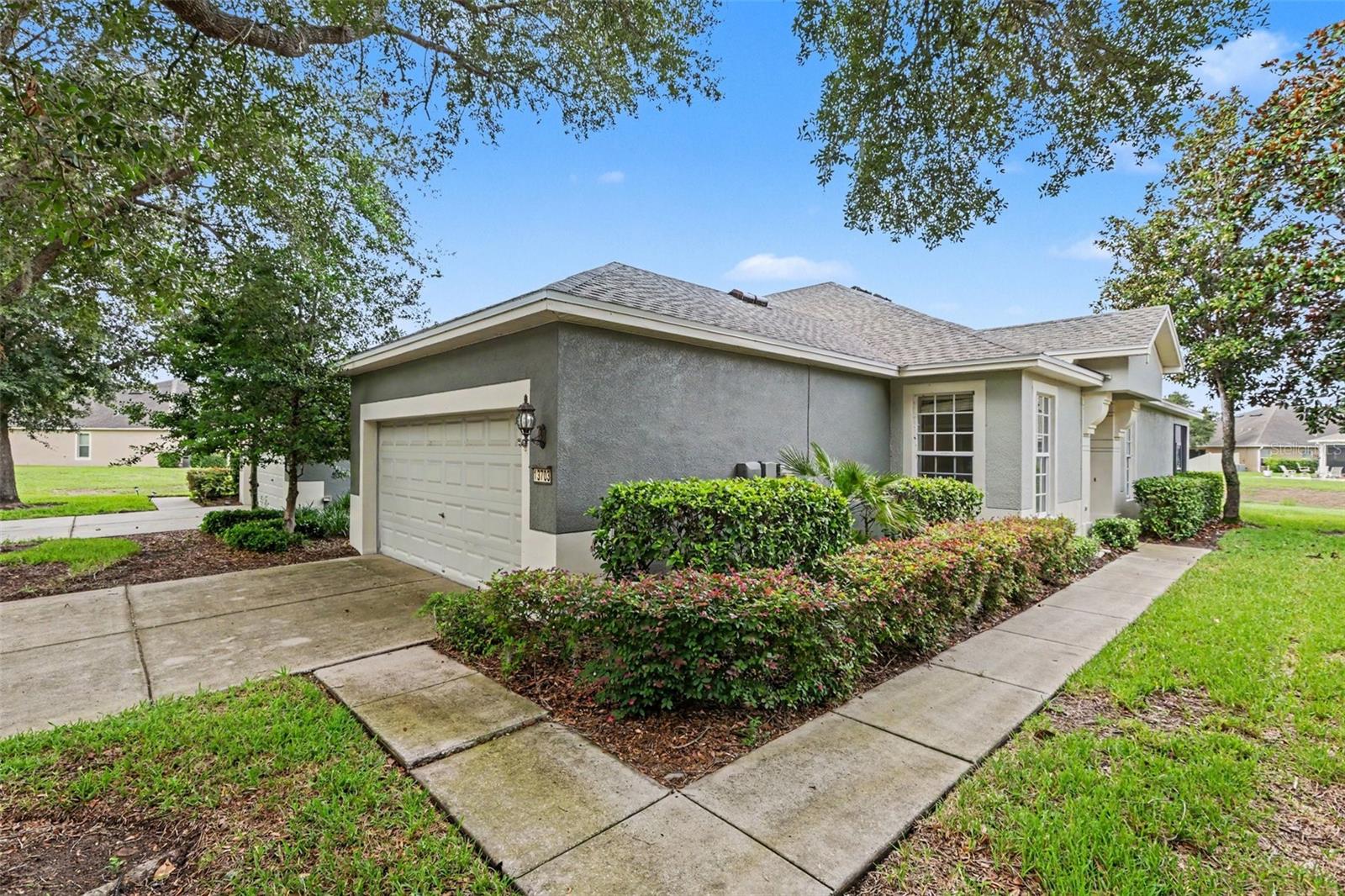 13703 CREST LAKE DR — photo 2