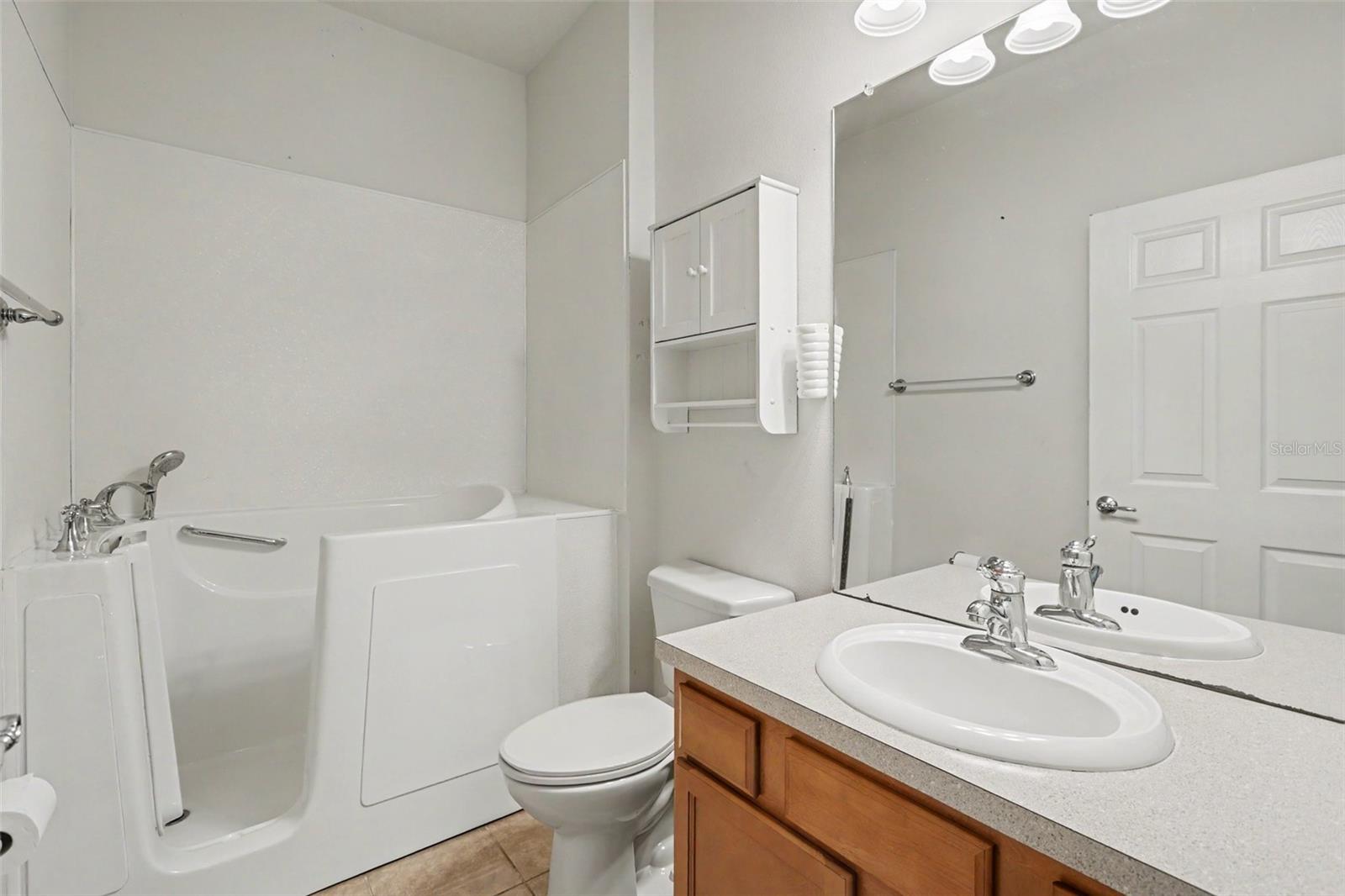 13703 CREST LAKE DR — photo 23
