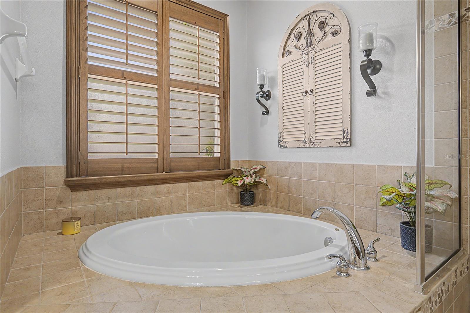 3038 MARBLE CREST DR — photo 42