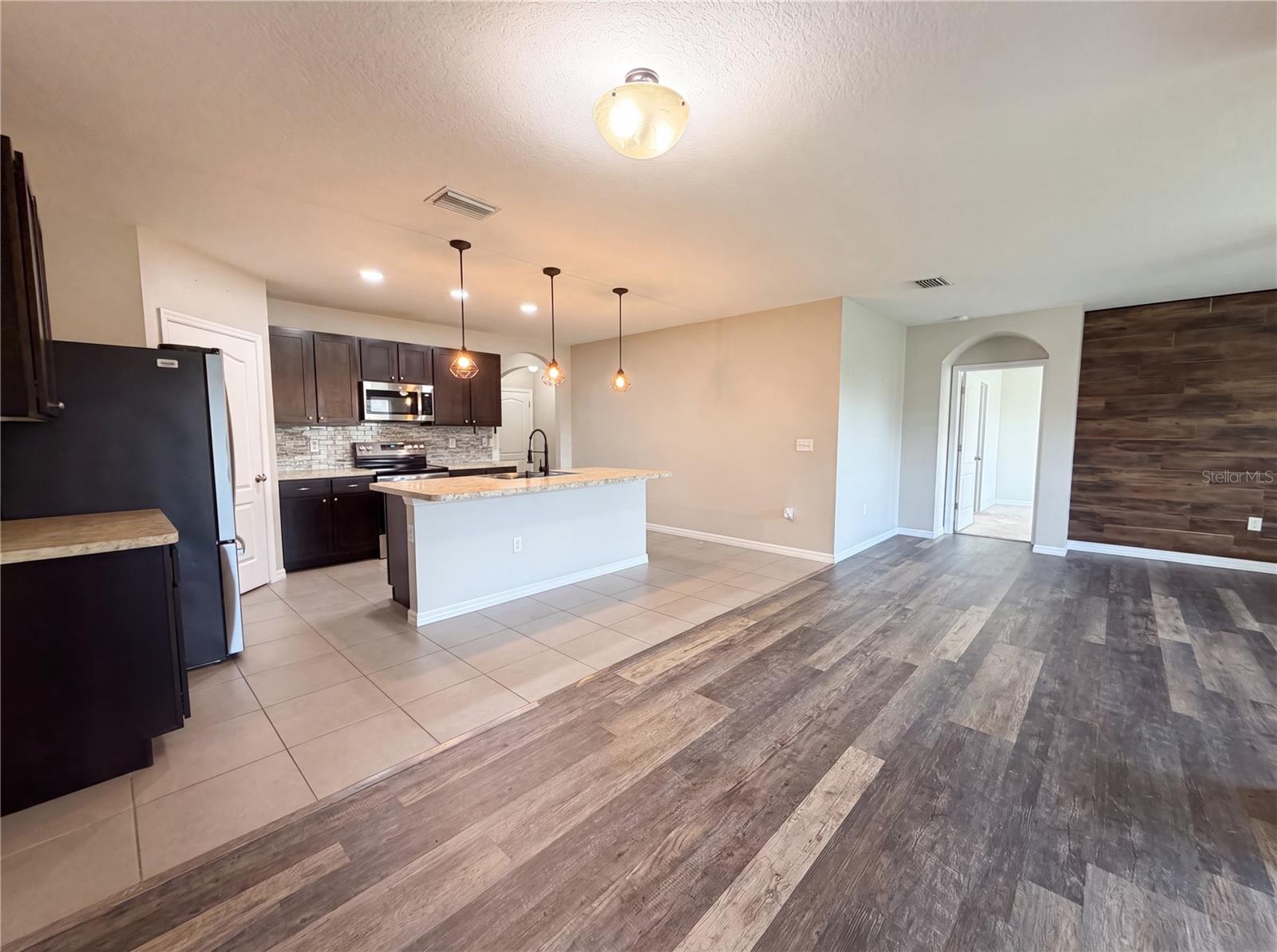 16415 TREASURE POINT DR — photo 4