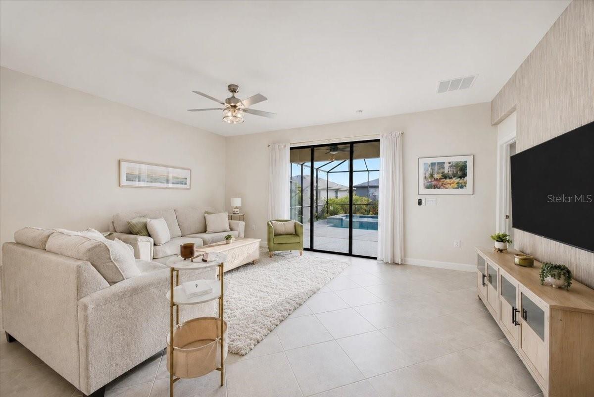 5250 CORAL REEF WAY — photo 10