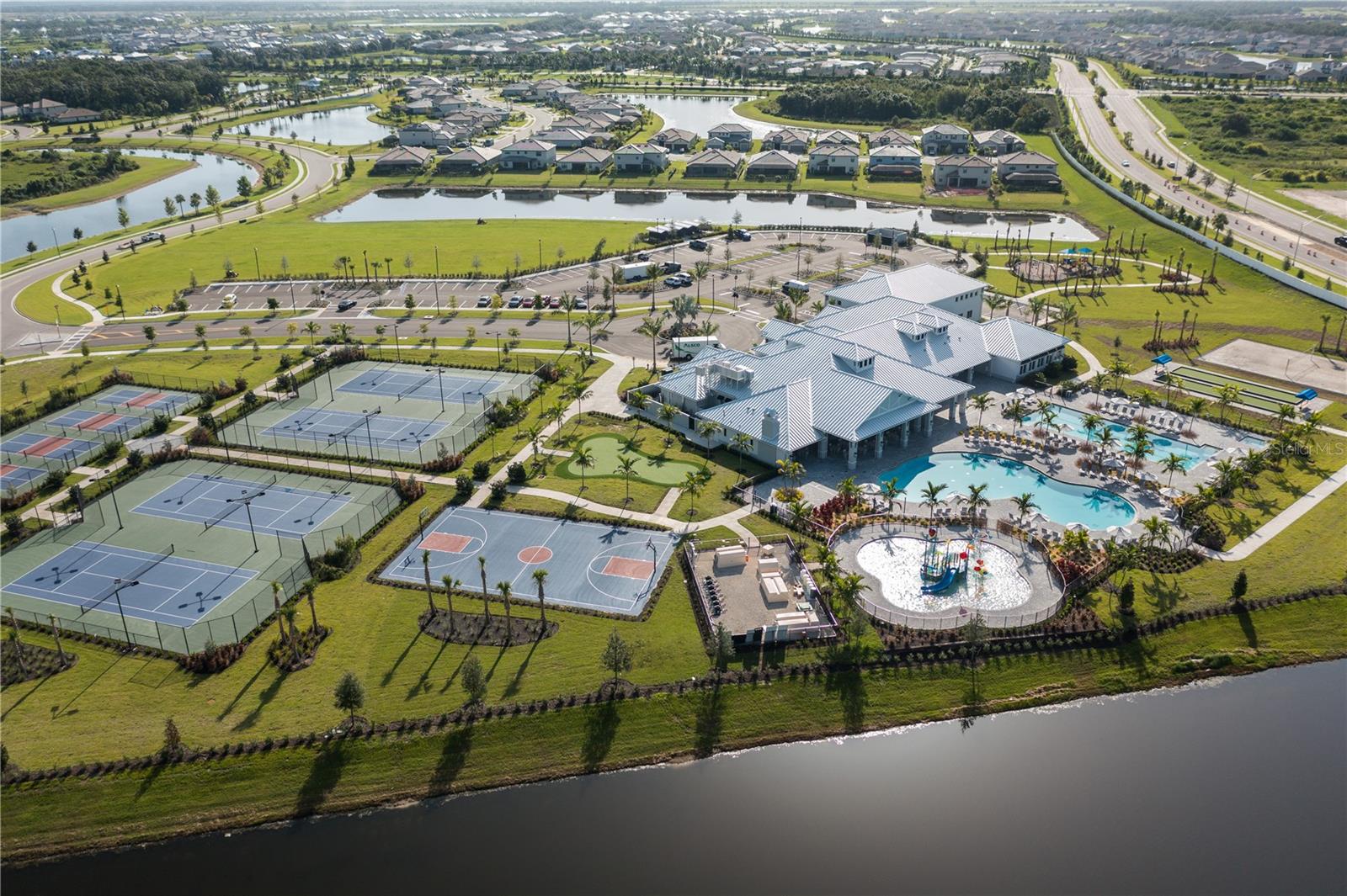 5250 CORAL REEF WAY — photo 40