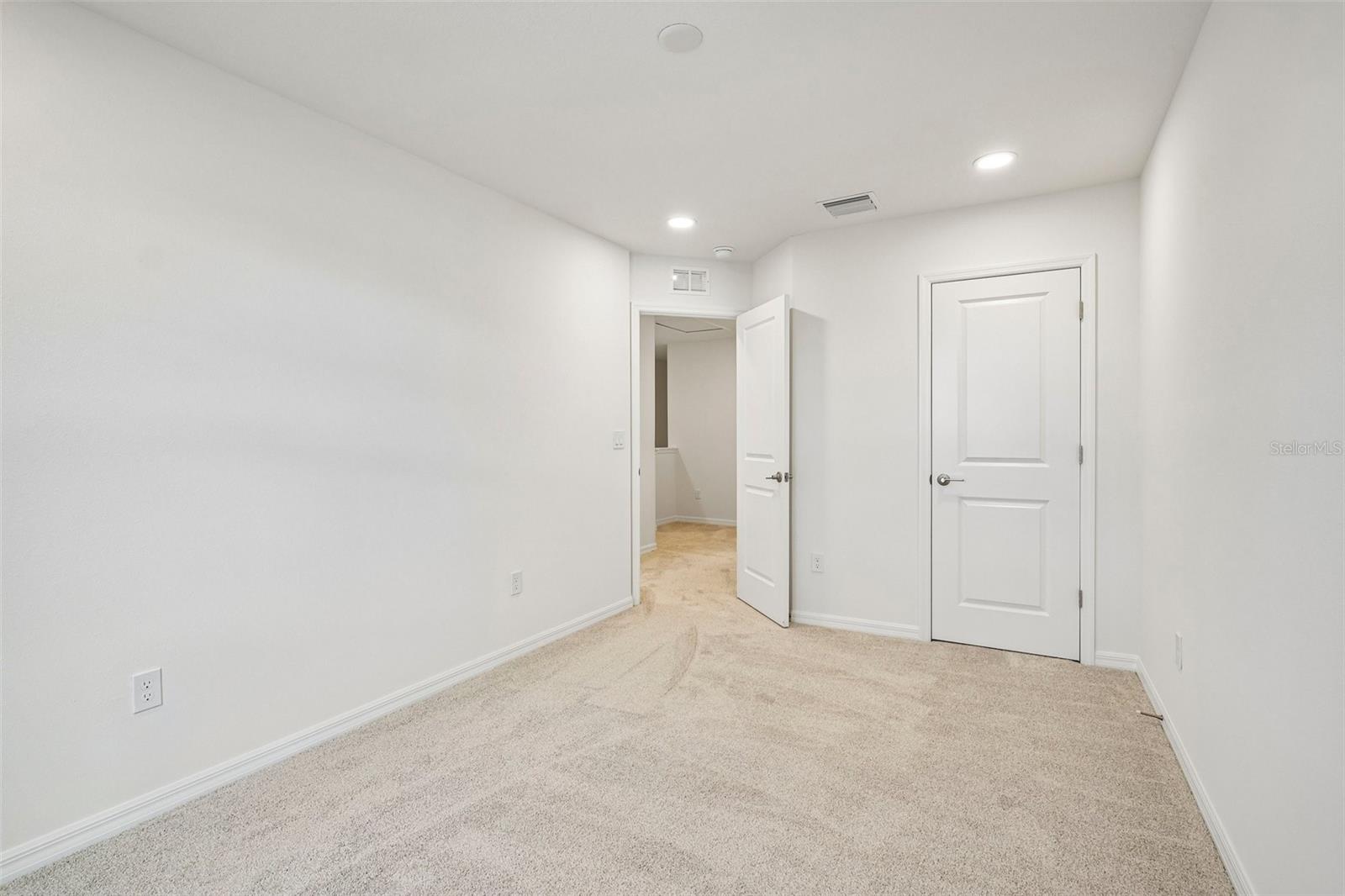 6848 HOLCOMBE DOWN DR — photo 27