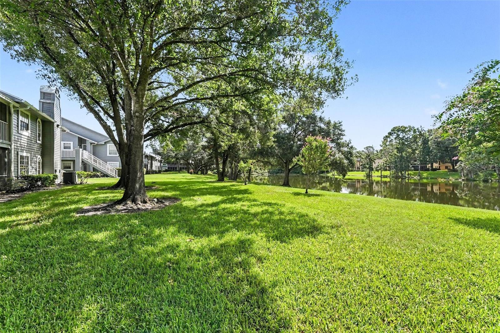 11805 SKYLAKE PL #C — photo 30