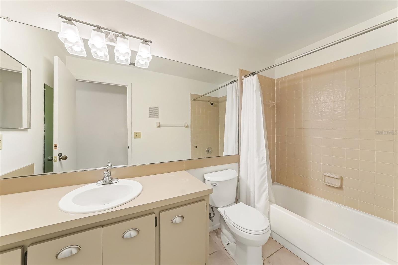 11805 SKYLAKE PL #C — photo 7
