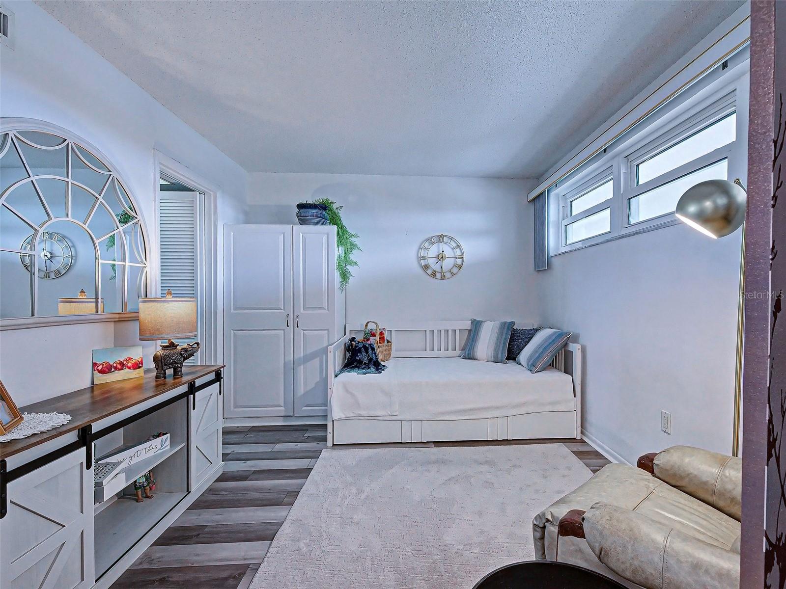 633 ALHAMBRA RD #1006 — photo 22