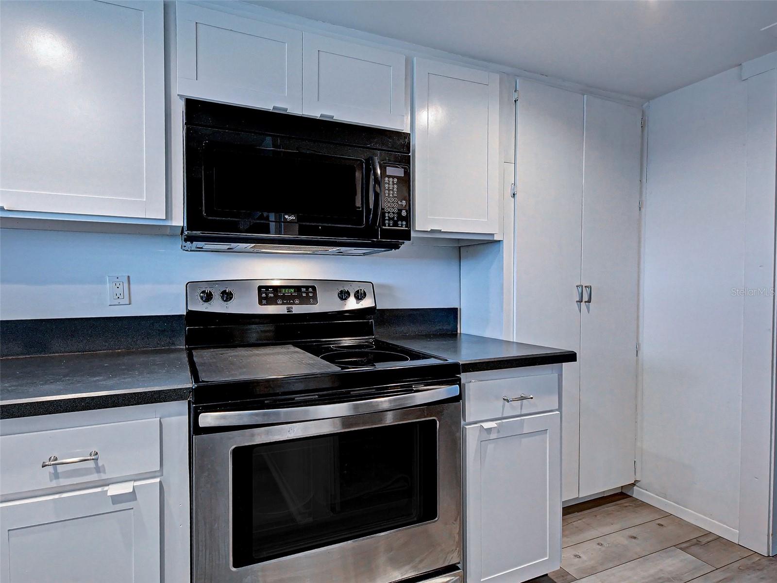 633 ALHAMBRA RD #1006 — photo 20