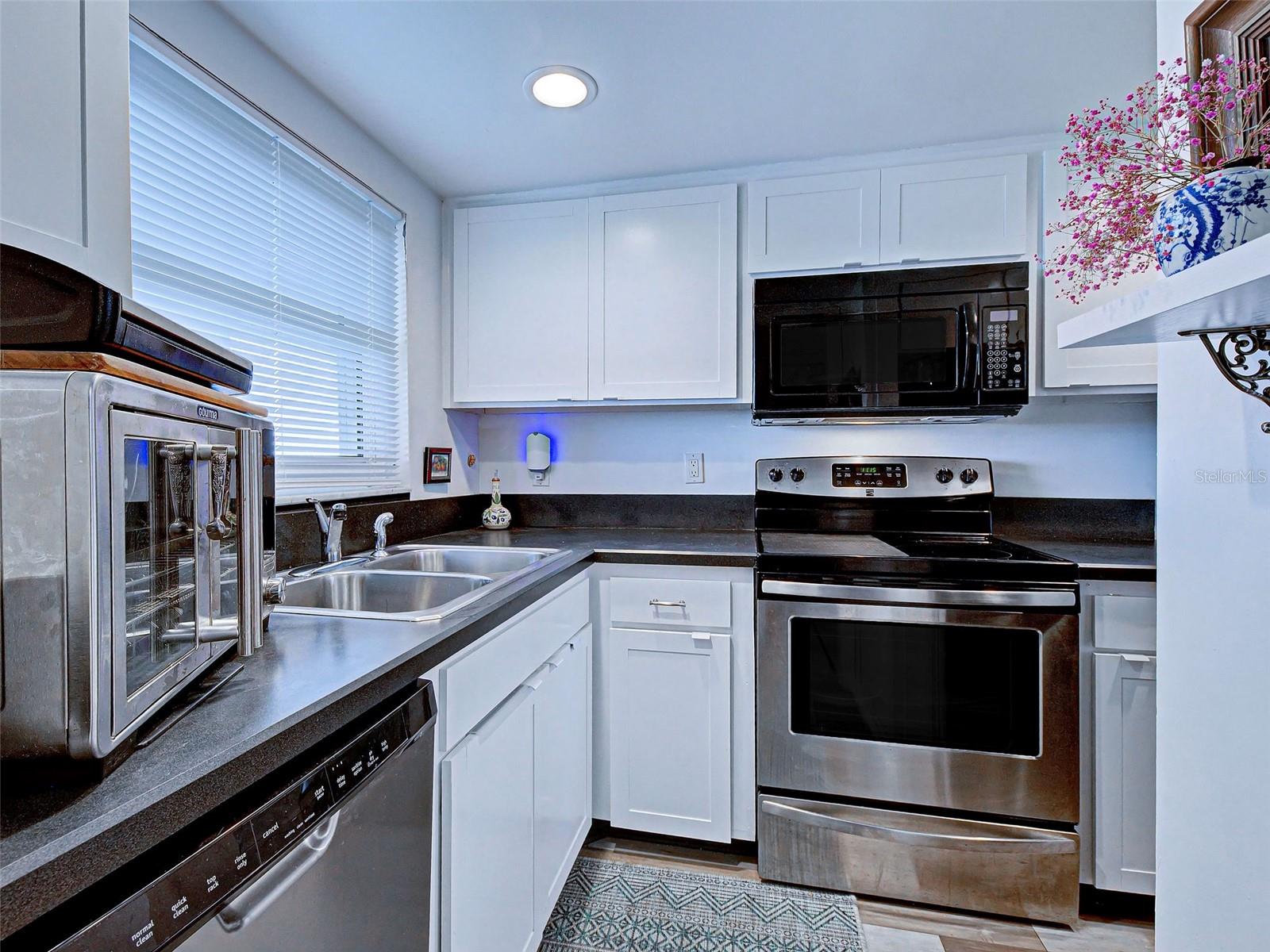 633 ALHAMBRA RD #1006 — photo 21
