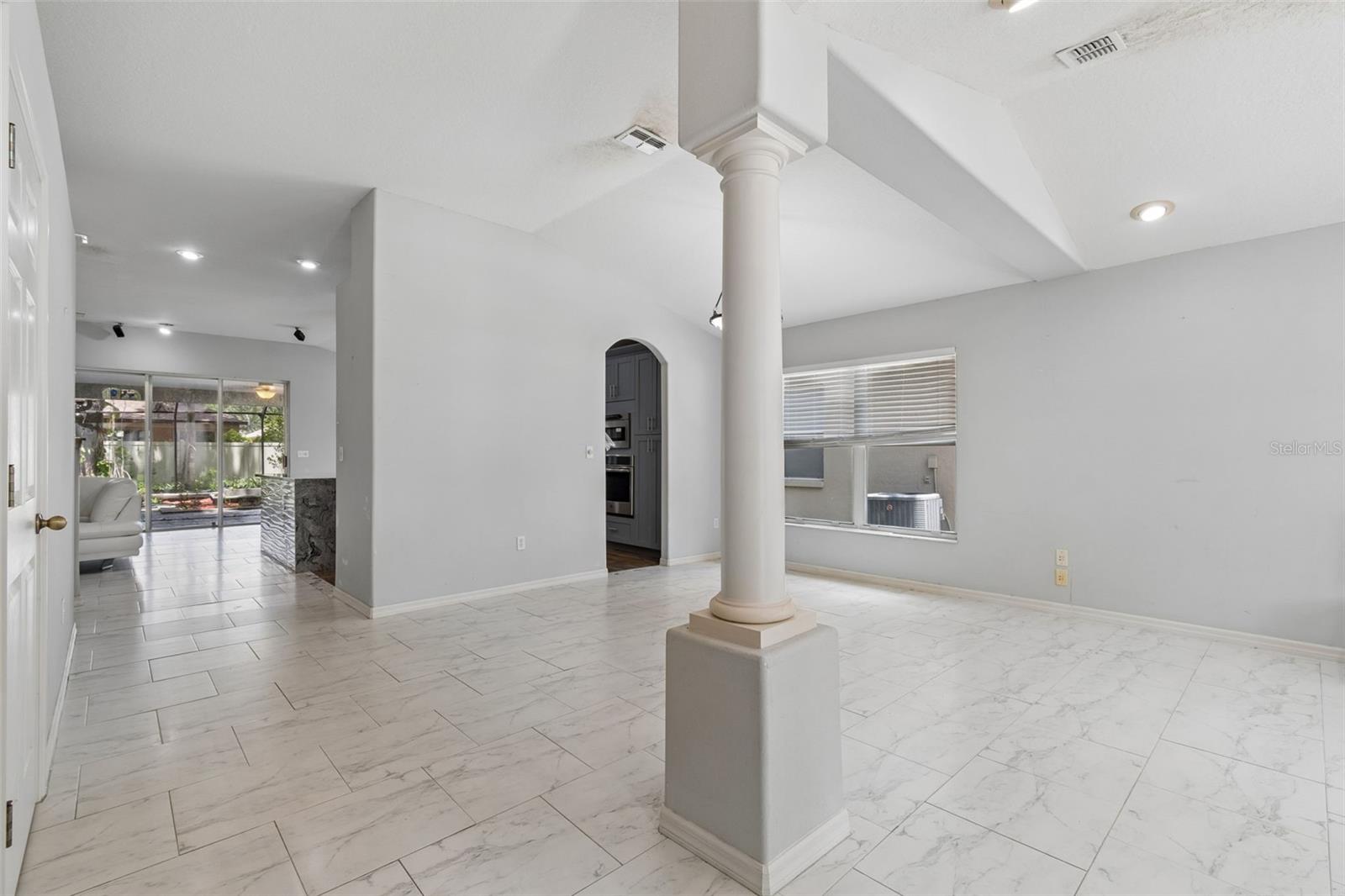 4643 DUNNIE DR — photo 4