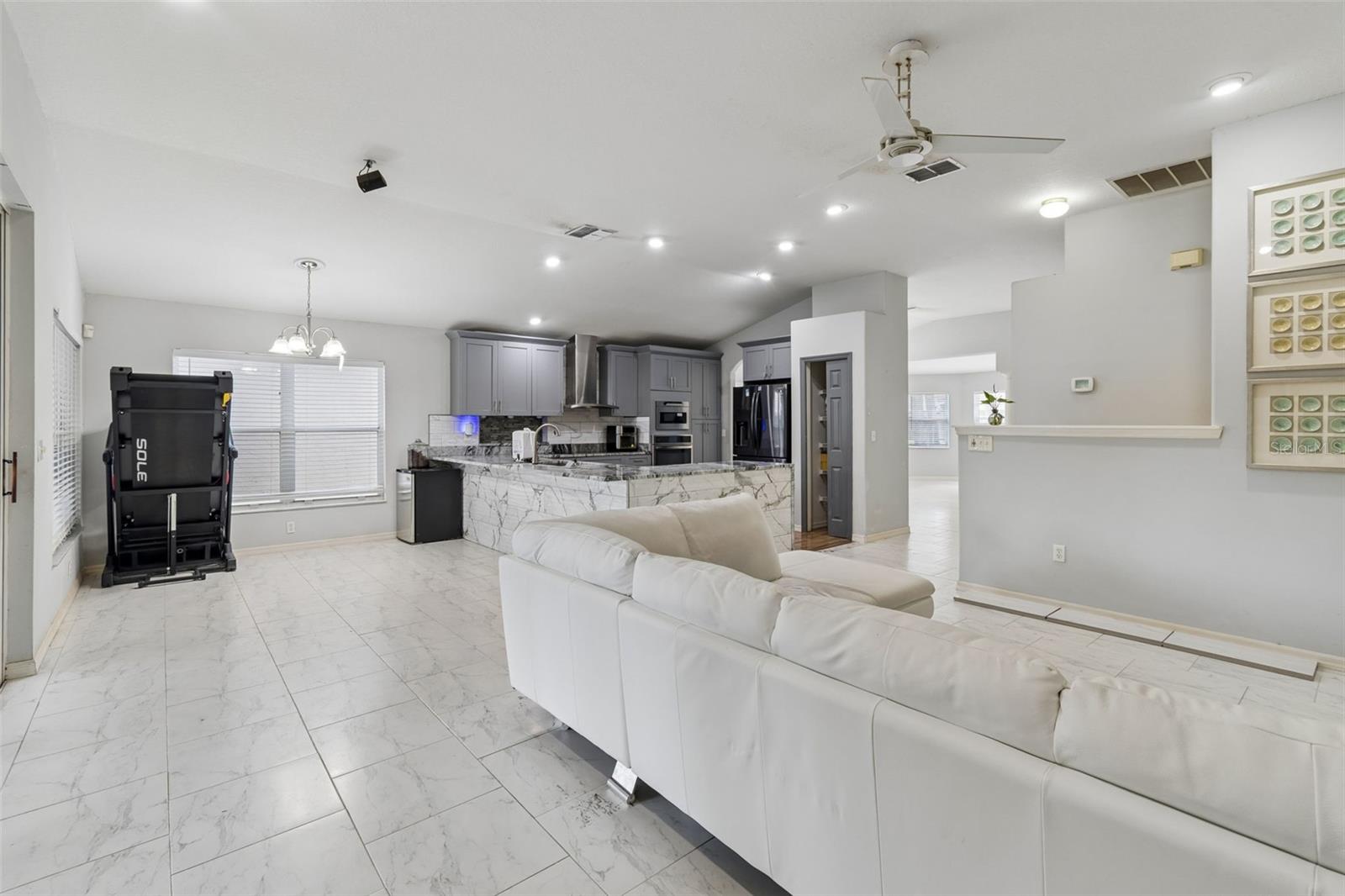 4643 DUNNIE DR — photo 20