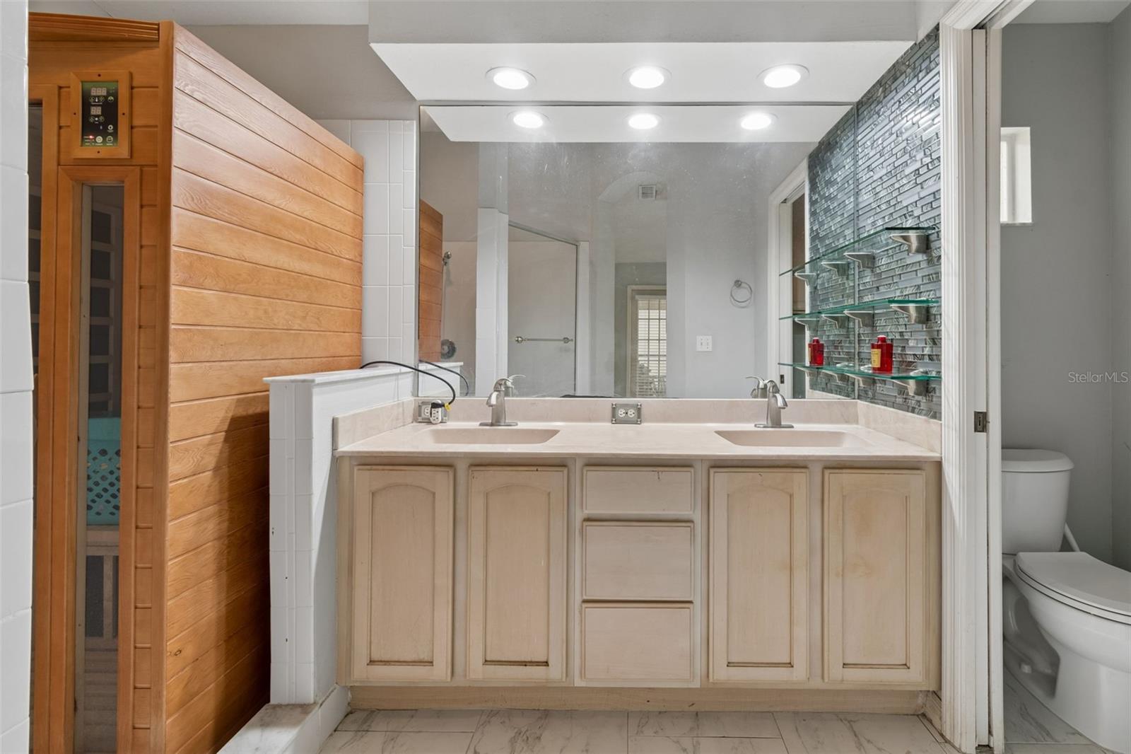 4643 DUNNIE DR — photo 31