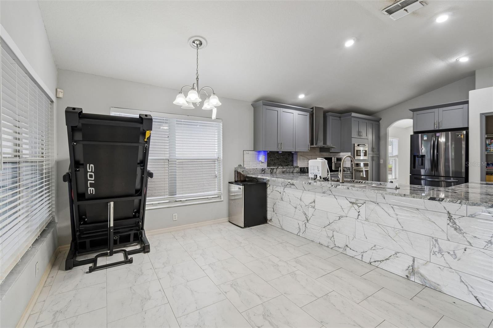 4643 DUNNIE DR — photo 17