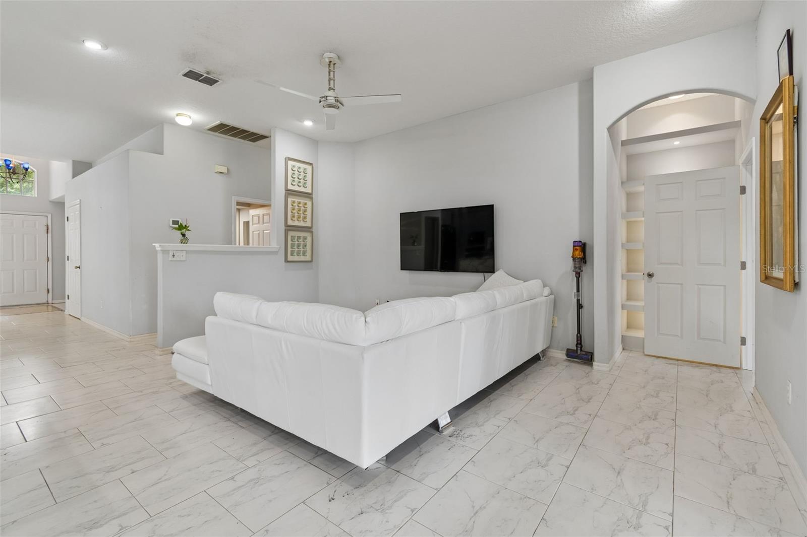 4643 DUNNIE DR — photo 18