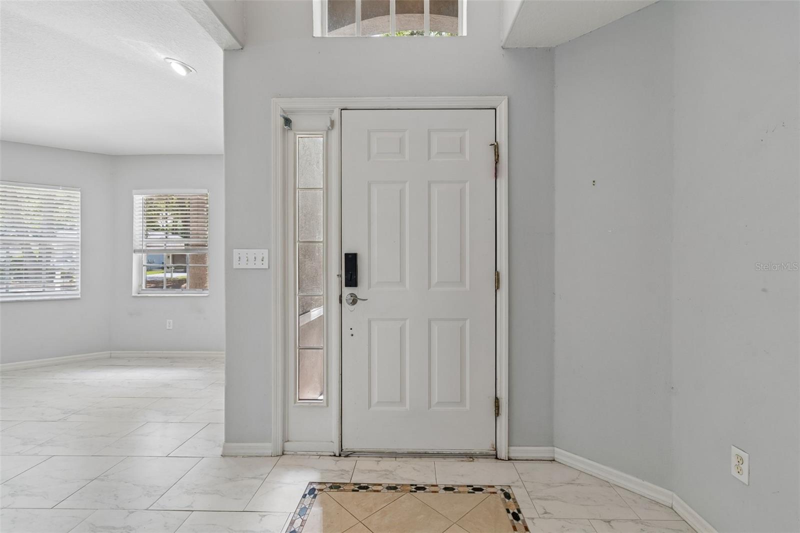 4643 DUNNIE DR — photo 3