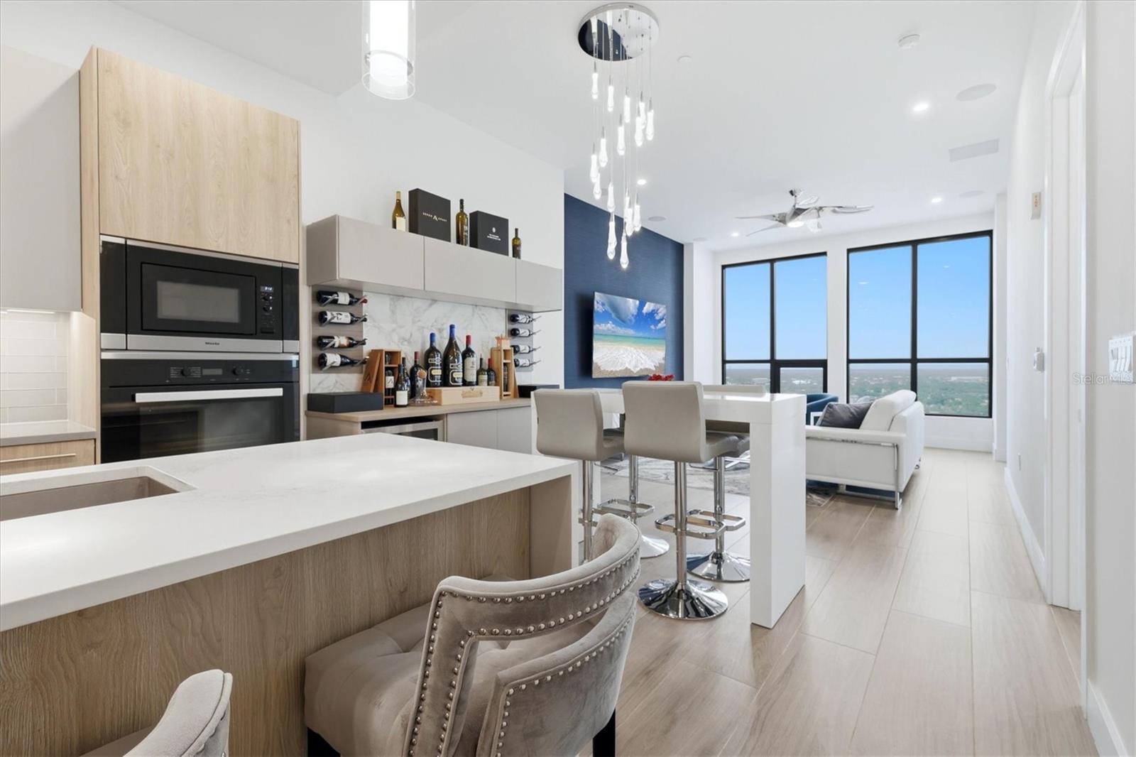 33 S PALM AVE #1503 — photo 9