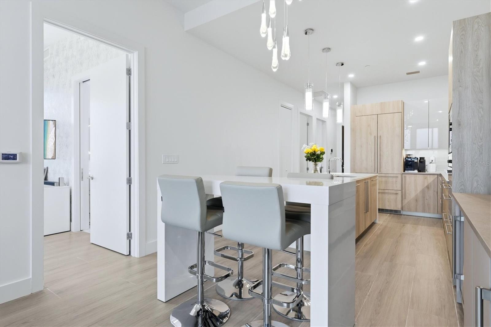 33 S PALM AVE #1503 — photo 15