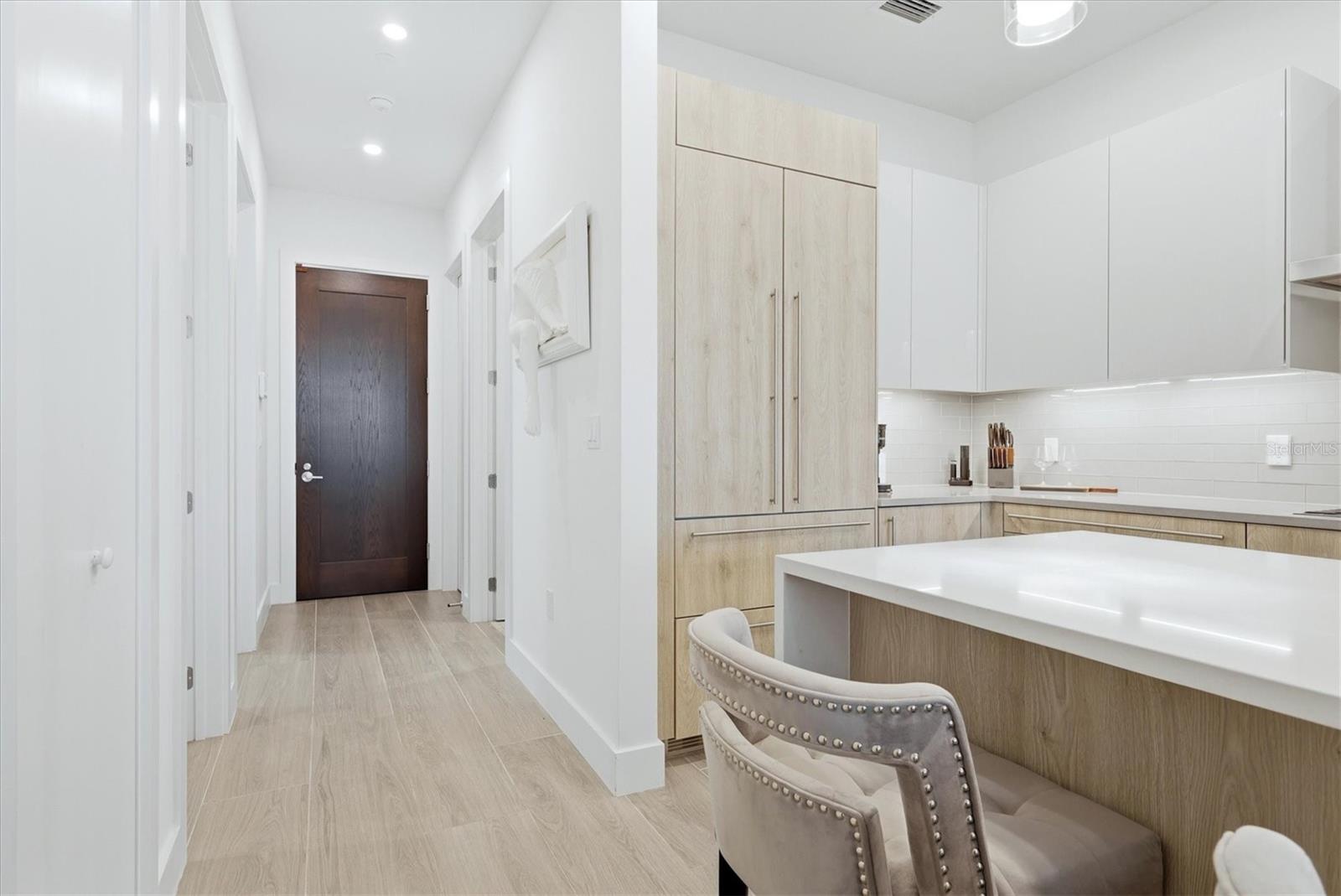 33 S PALM AVE #1503 — photo 8